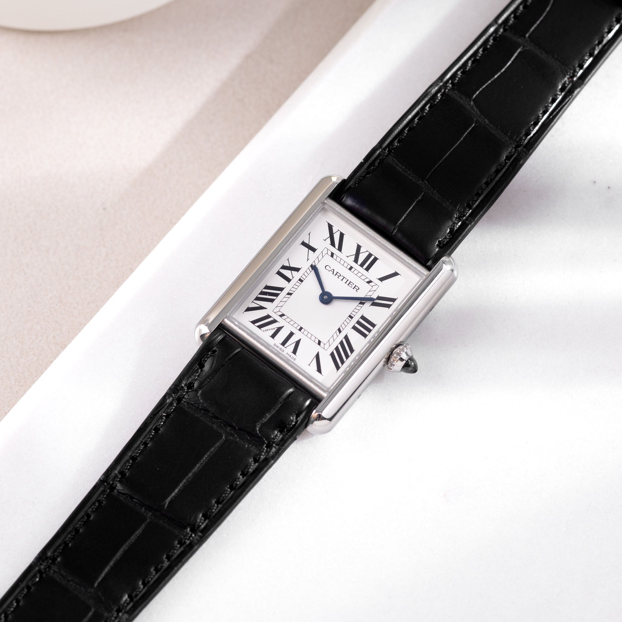 Uhrenarmband für Cartier Tank Must (2021-2024) - The Premium Black Alligator