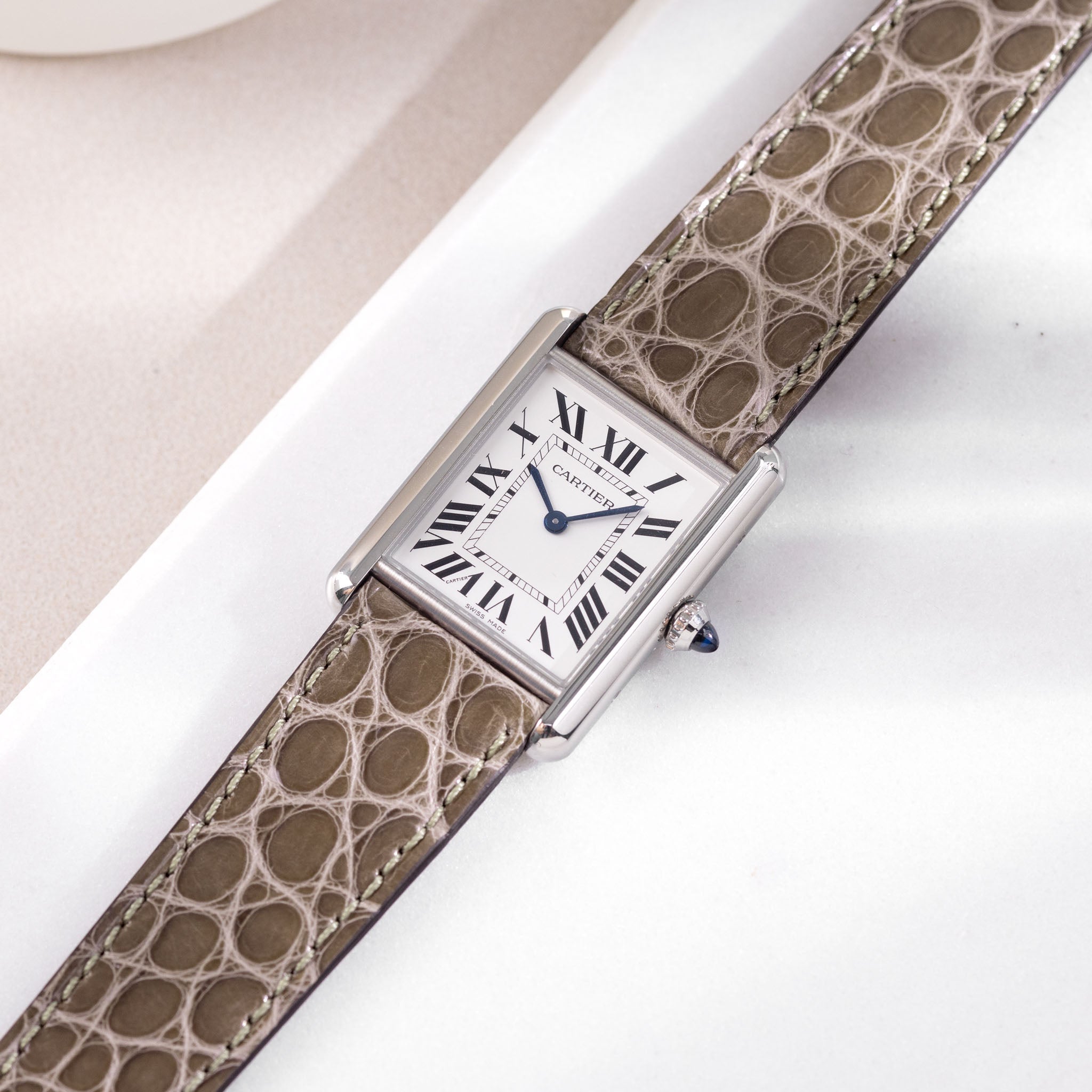 Uhrenarmband für Cartier Tank Must (2021-2024) - The Taupe Alligator