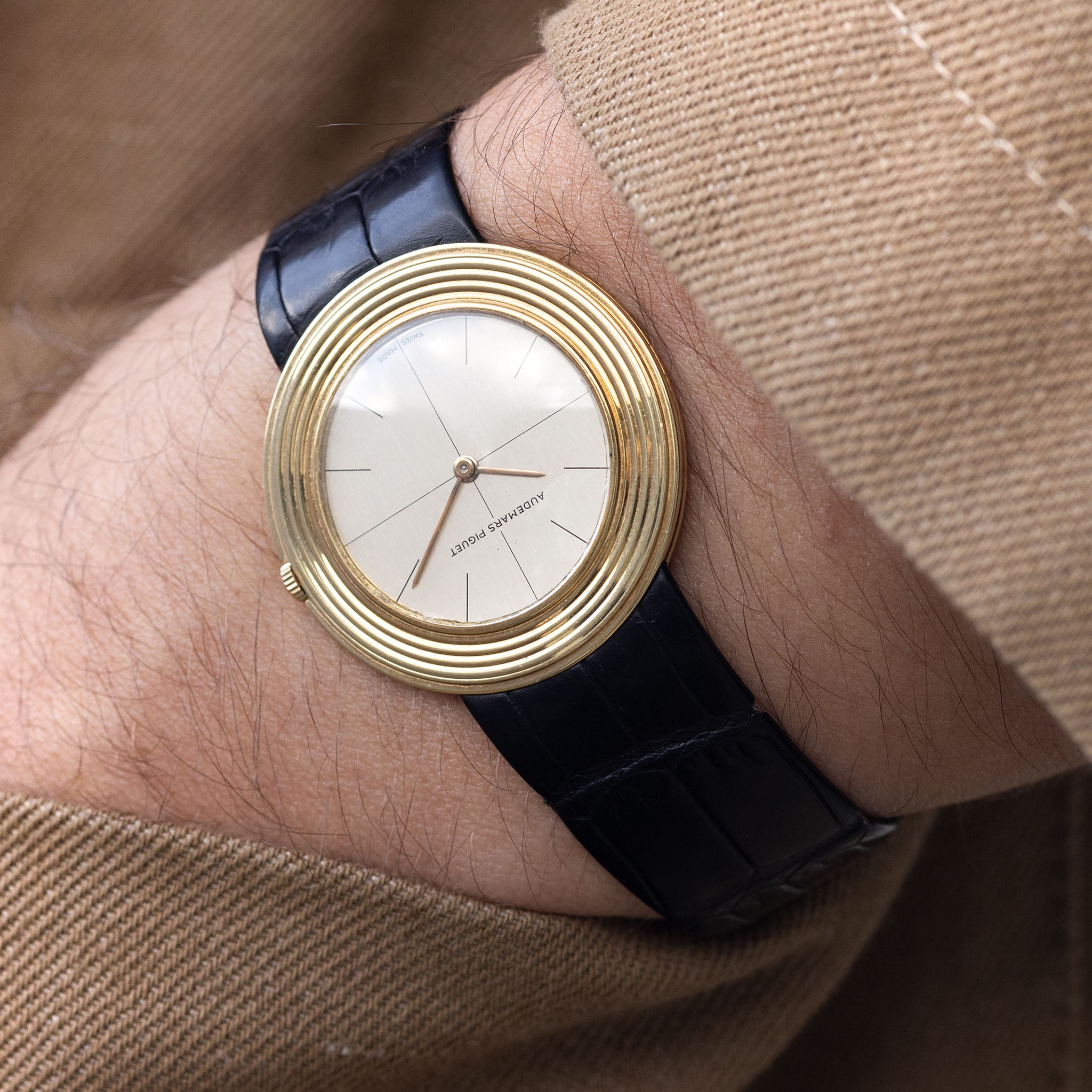 Audemars Piguet Disco Volante 5093 18 Karat Gelbgold