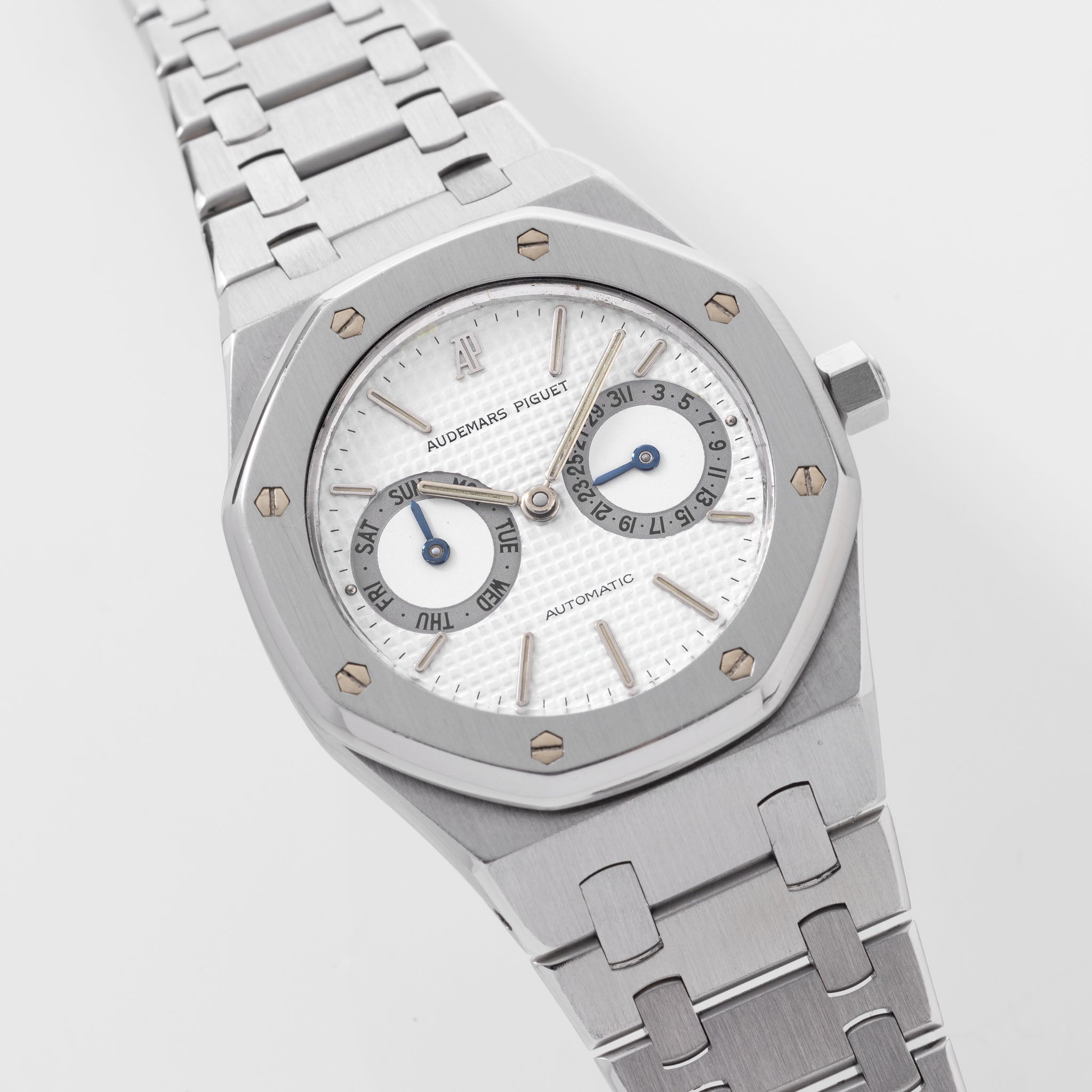 AUDEMARS PIGUET ROYAL OAK DAY-DATE 25572ST Weißes Zifferblatt
