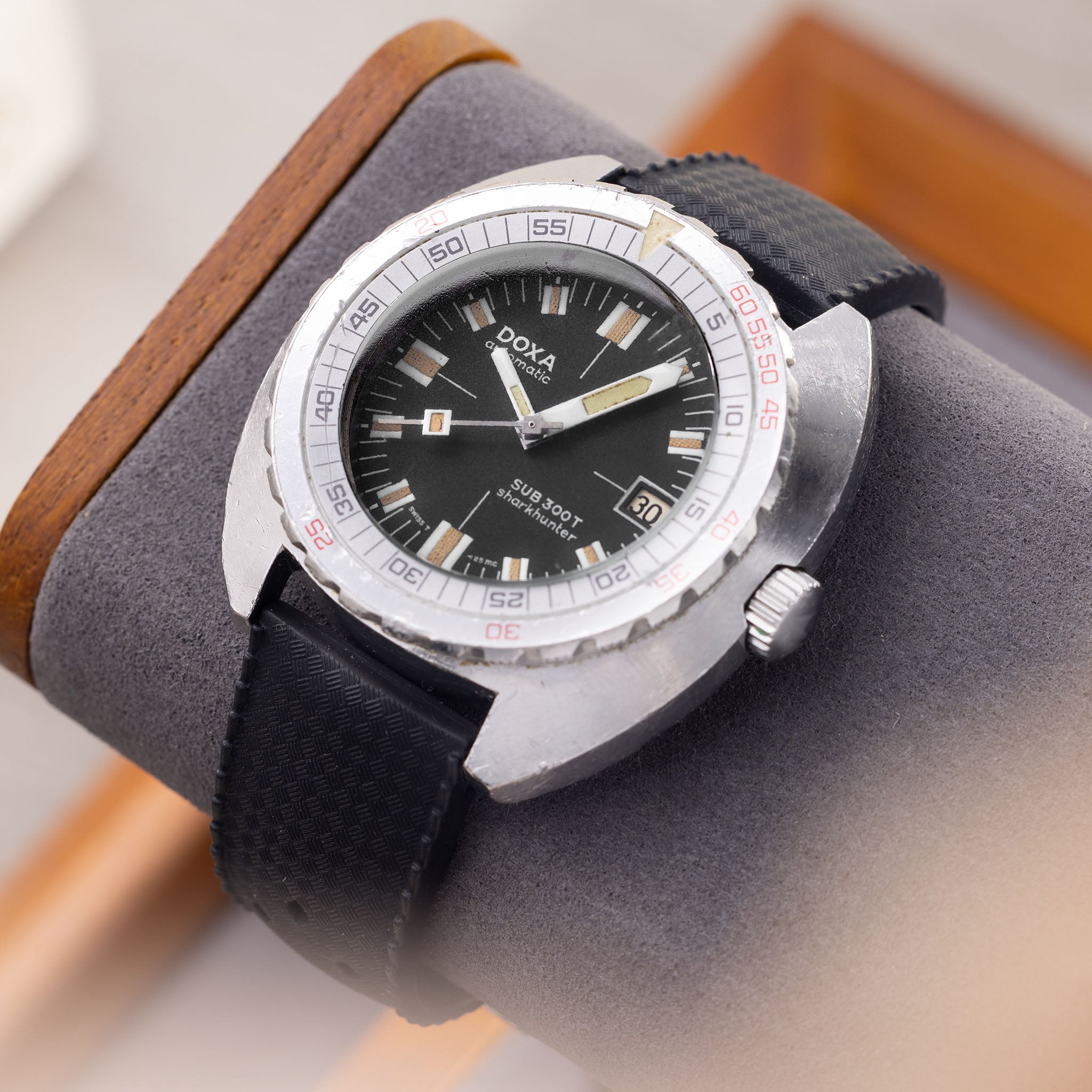 Doxa Sub 300T Sharkhunter Ref. 11899/4 70er Jahre
