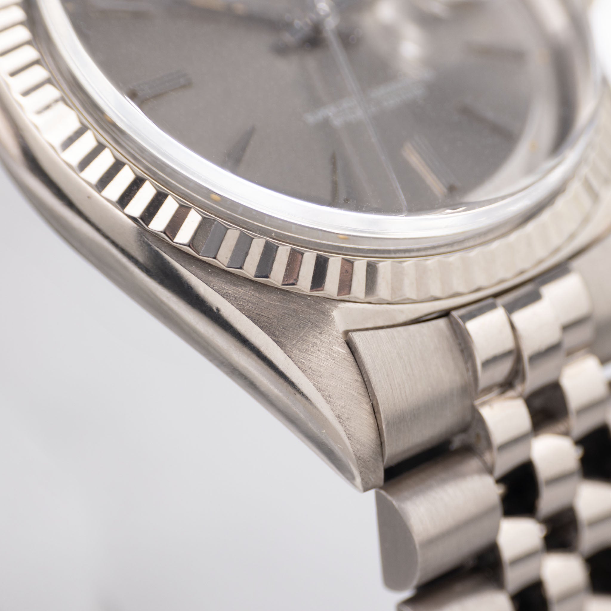 Rolex Datejust 1601/9 Weißgold mit graues Arrowhead Zifferblatt