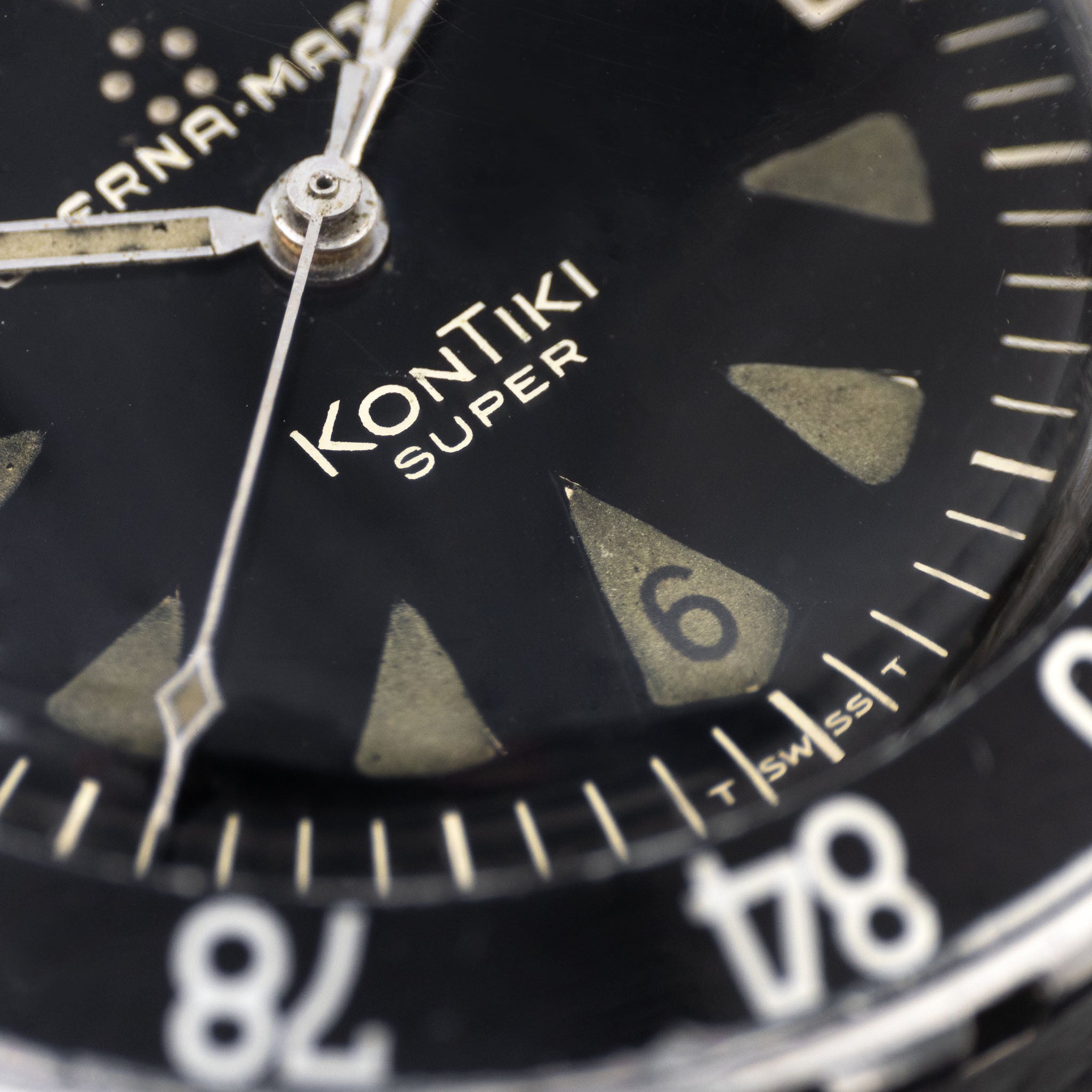 Eterna Kontiki Super ref 130FTP gilt Zifferblatt feet bezel