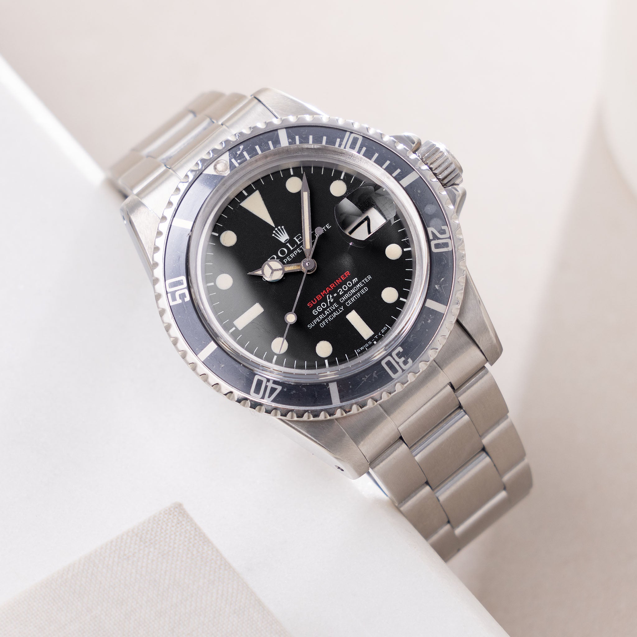 Rolex Submariner 1680 MK4 Red Sub Zifferblatt
