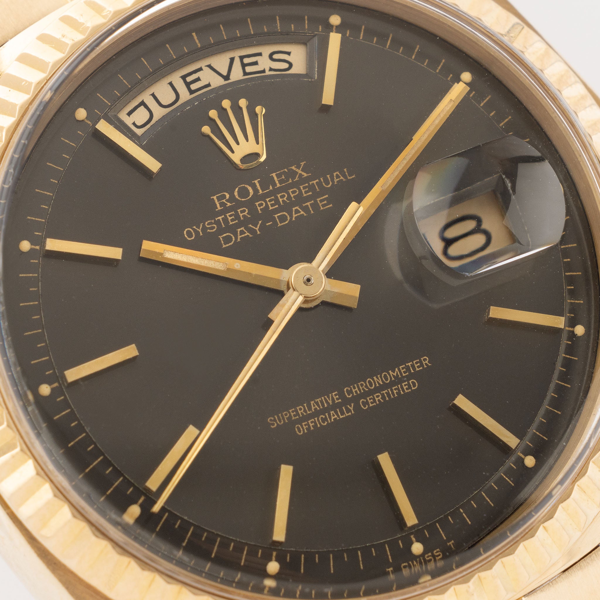 Rolex Day-Date 1803 Stilvolles warmgraues Soleil-Zifferblatt