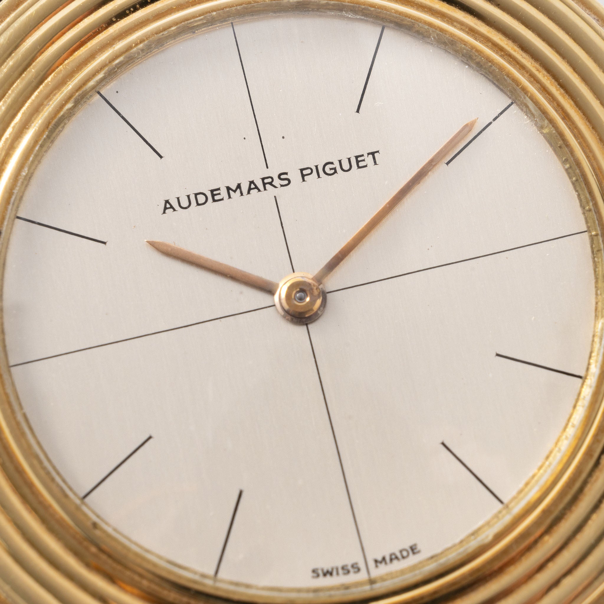 Audemars Piguet Disco Volante 5093 18 Karat Gelbgold