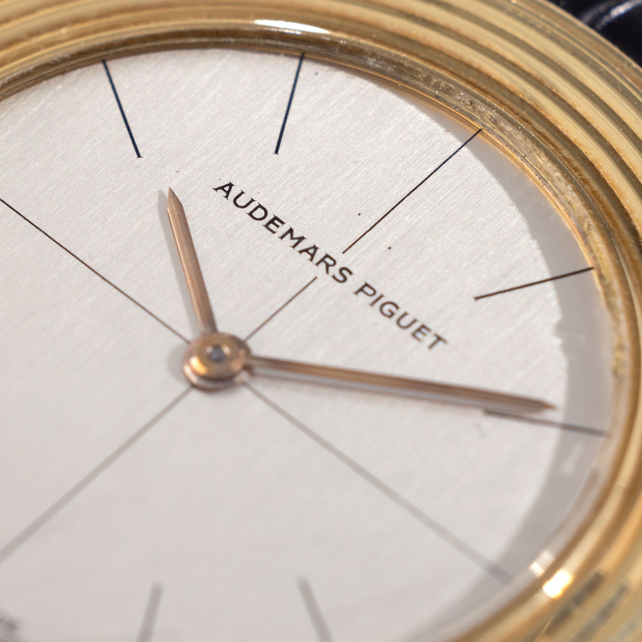 Audemars Piguet Disco Volante 5093 18 Karat Gelbgold