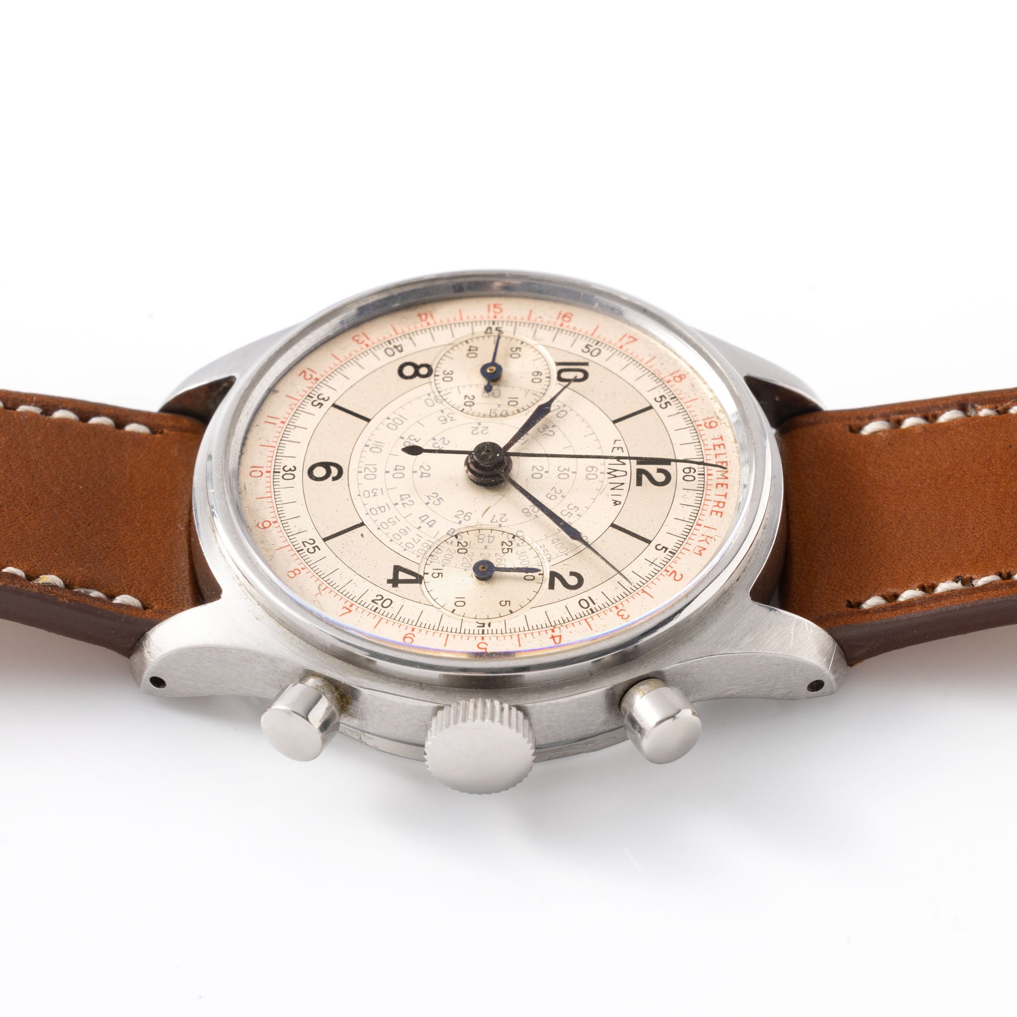 Lemania Oversized Step Case Chronograph mit 4 farbigem Zifferblatt