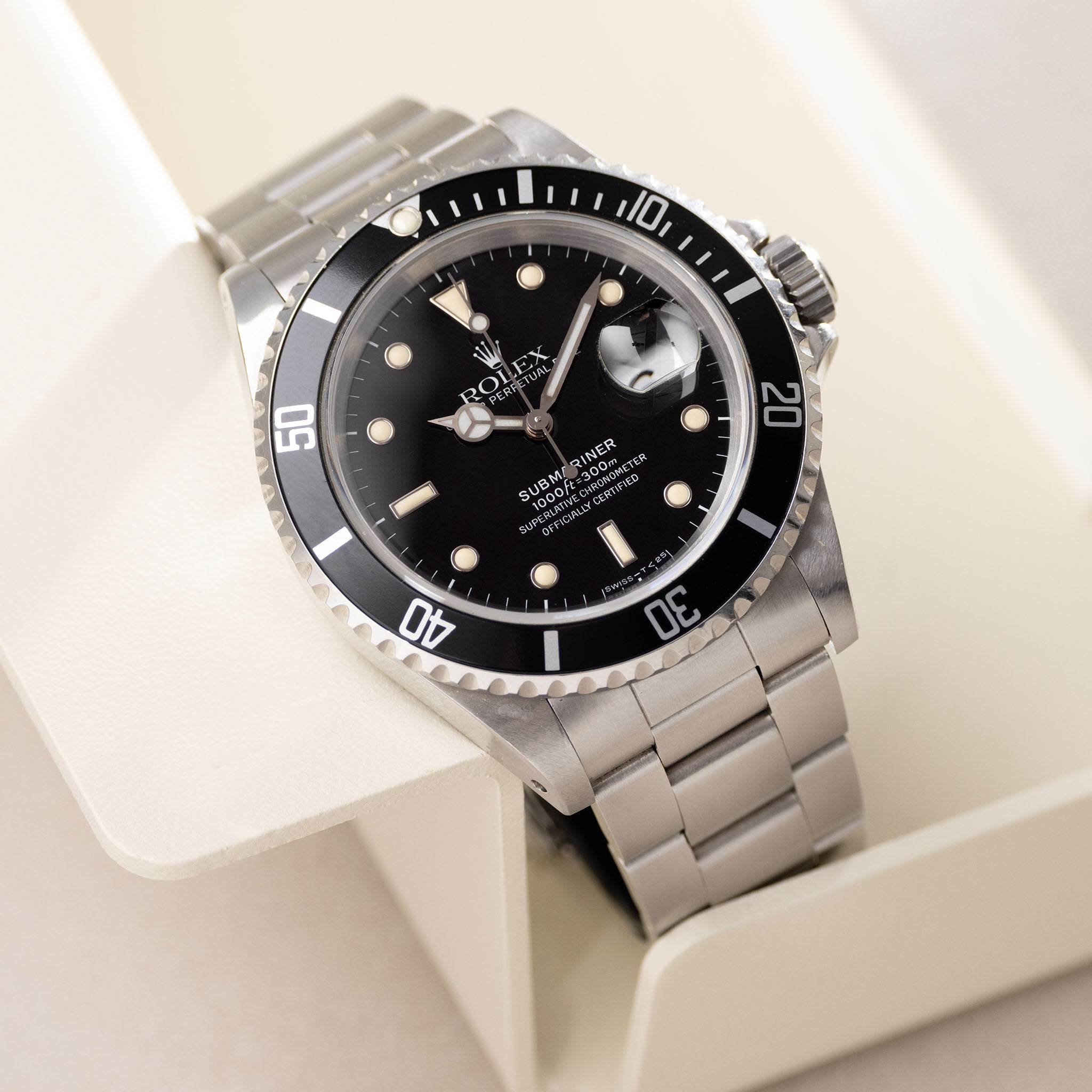 Rolex Submariner Date Referenz 16610 Tritium Zifferblatt mit Box und Accessoires