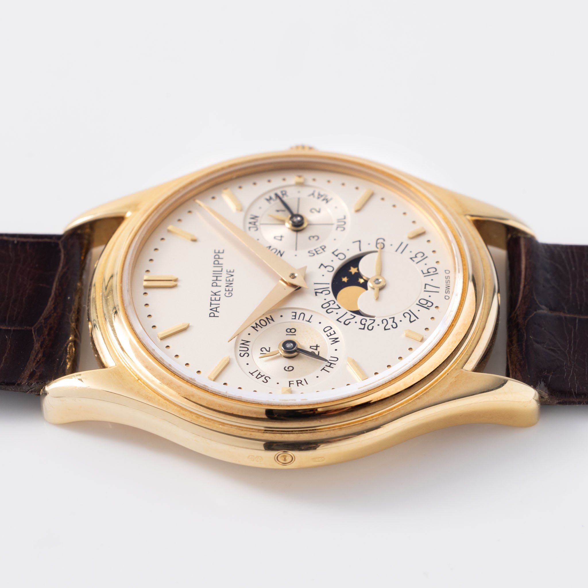 Patek Philippe Perpetual Kalender 2. Serie mit Auszug aus dem Archiv Referenz 3940