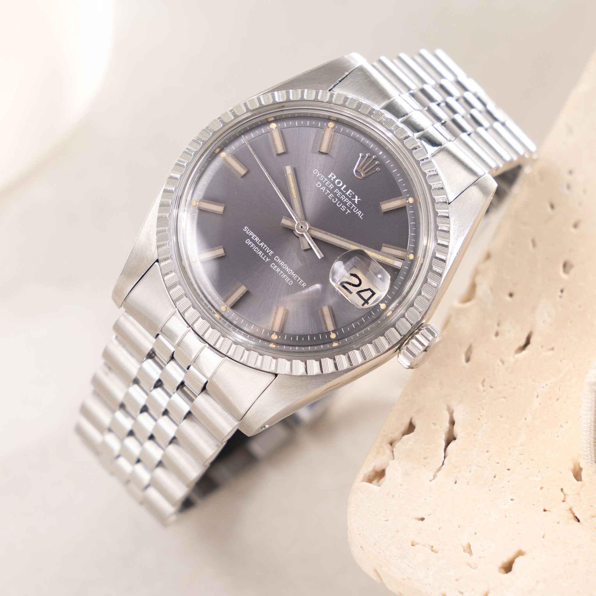 Rolex Datejust 1603 mit Grauem Soleil Wide Boy Sigma Zifferblatt