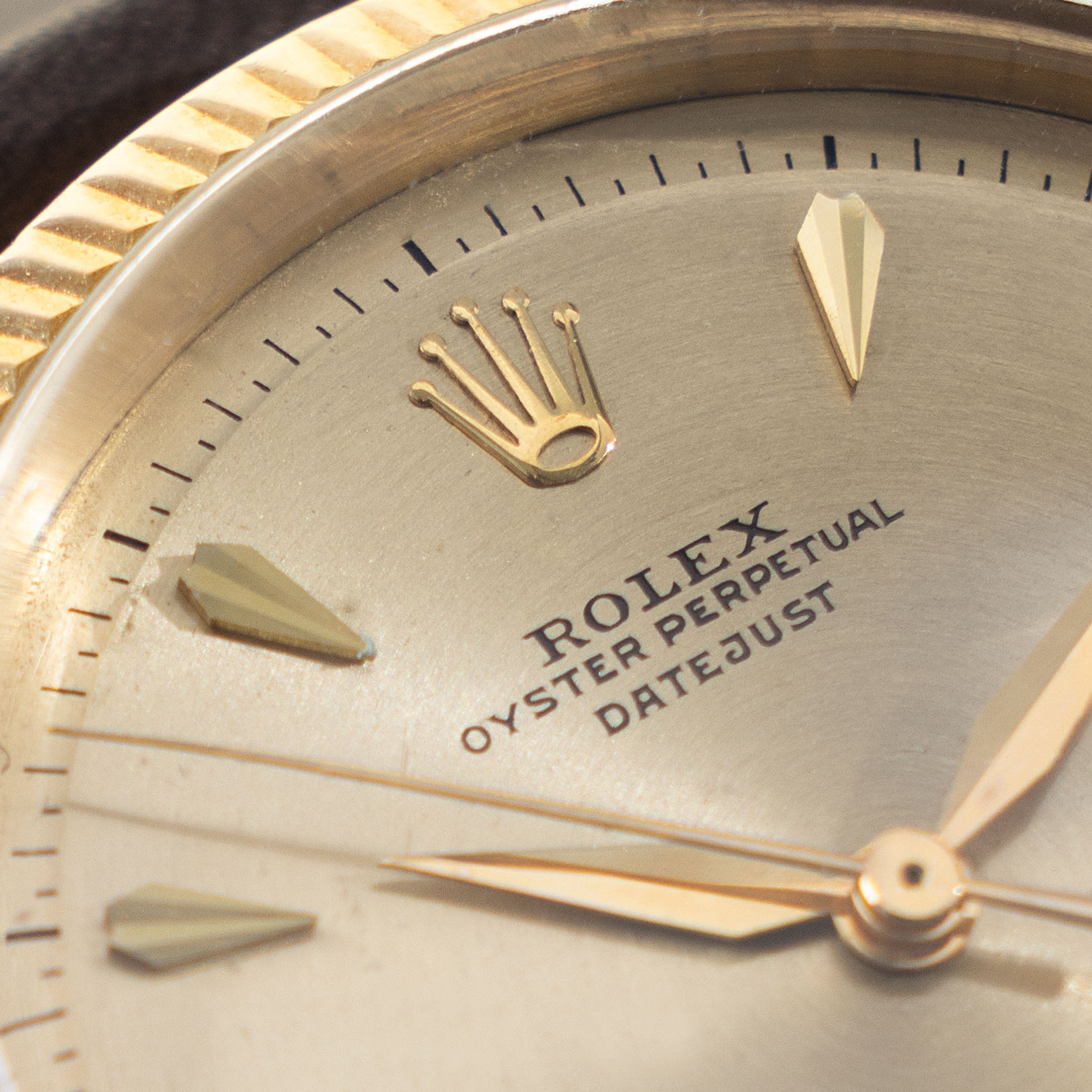 Rolex Datejust 6605 Circular Finished Champagne Dial in 14k yellow gold