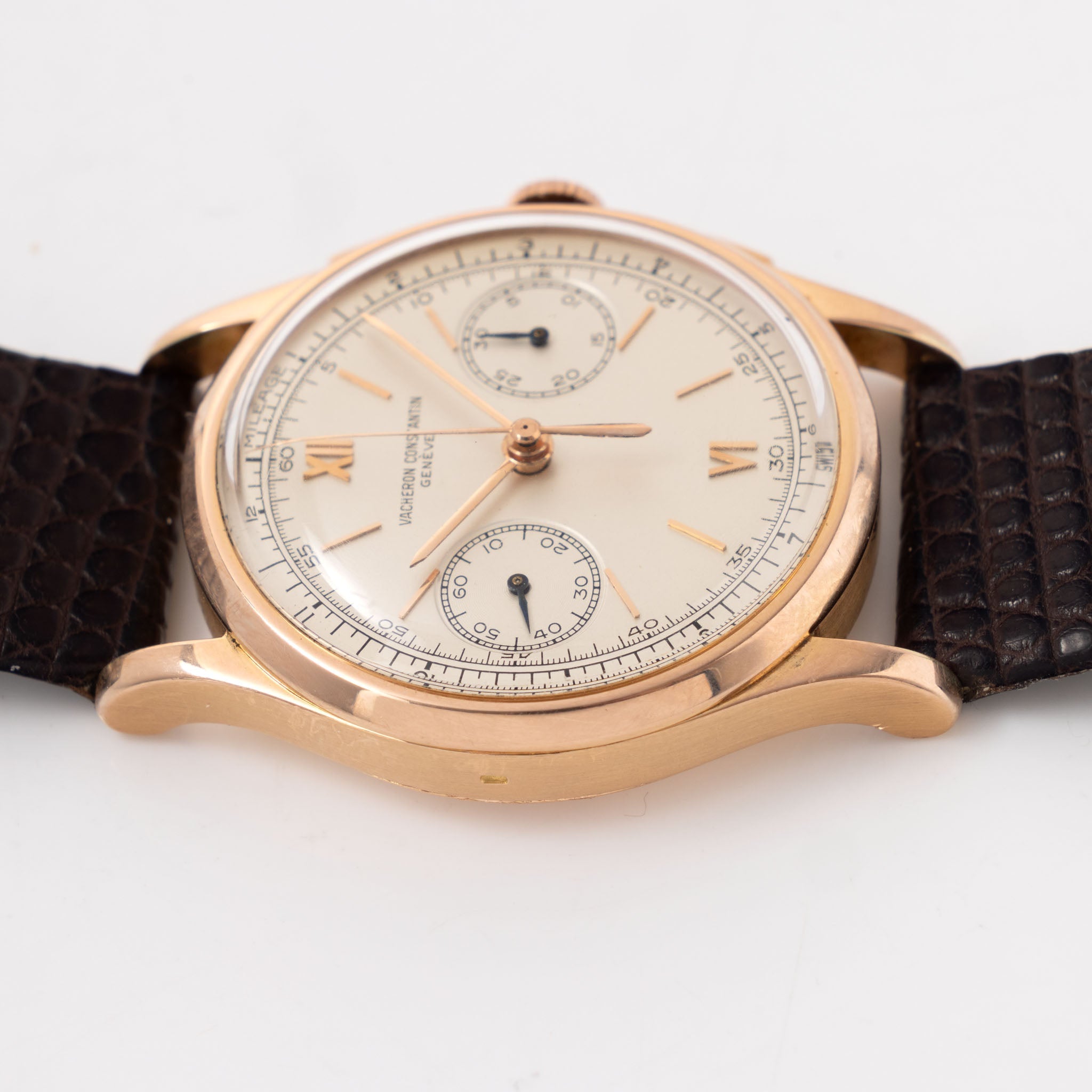 Vacheron Constantin Chronograph ref. 4072 in 18k Rose Gold Cream dial with Extract of the Archives