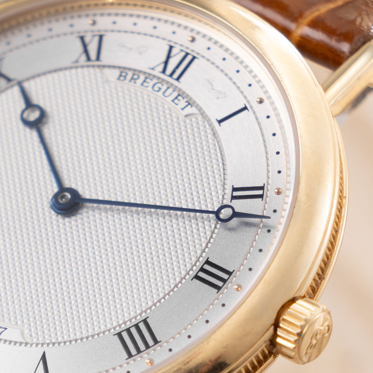 Breguet Ultra thin Classique Dress watch Guilloche dial ref 5130 in 18 k yellow gold