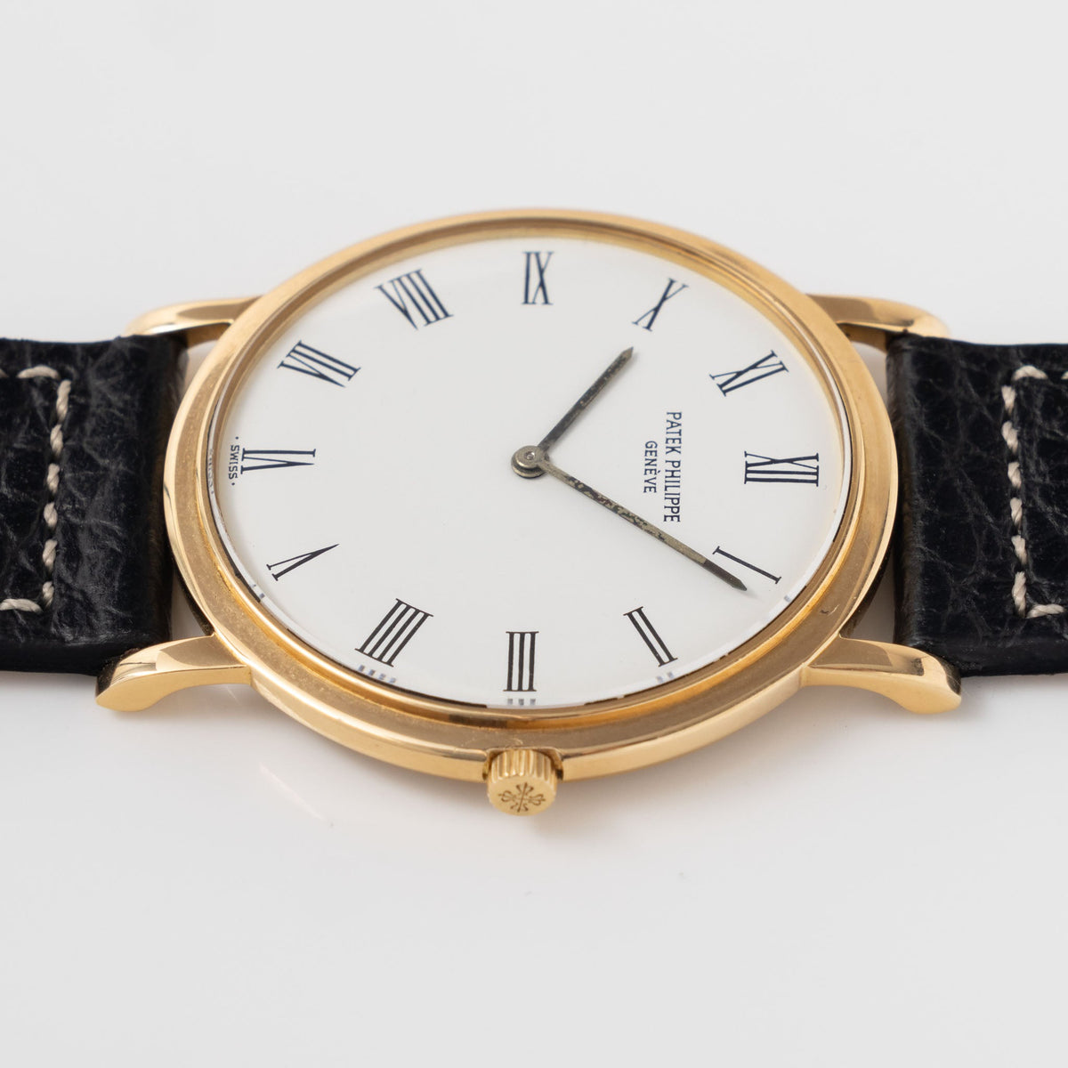Patek Philippe Calatrava White Dial in 18 k Yellow Gold ref 3720J