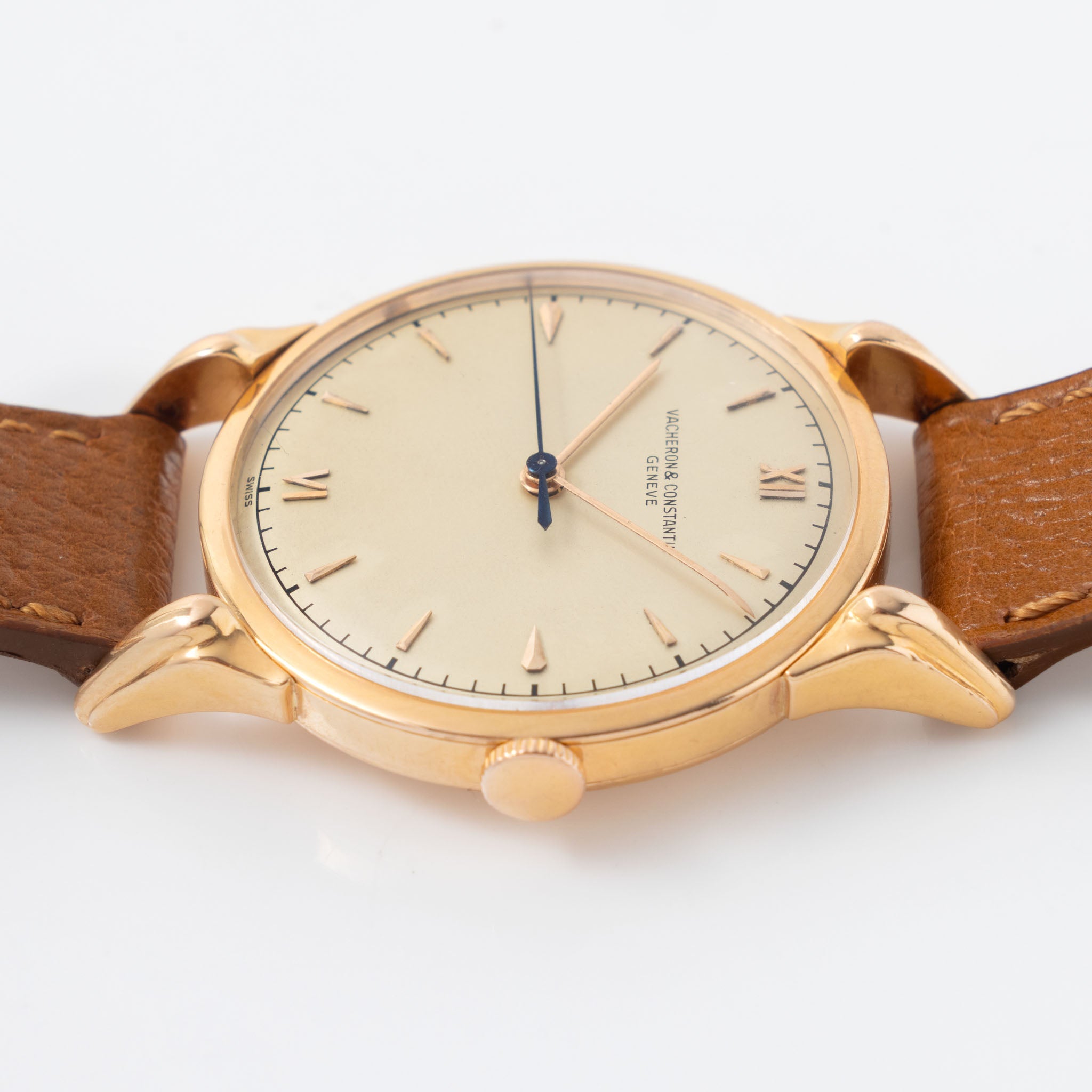 Vacheron Constantin Dresswatch Teardrop Lugs ref. 4436 in 18k Rose Gold