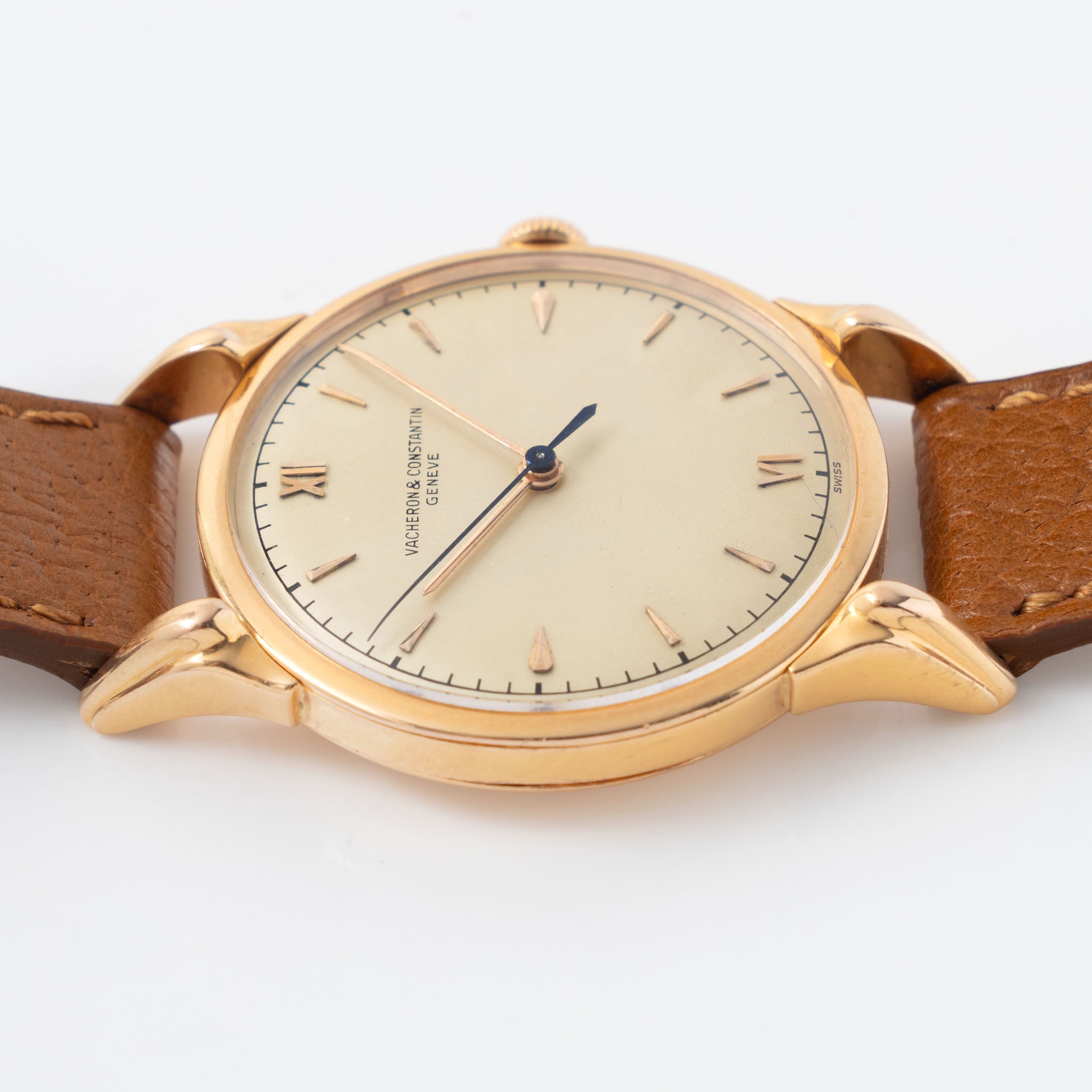 Vacheron Constantin Dresswatch Teardrop Lugs ref. 4436 in 18k Rose Gold
