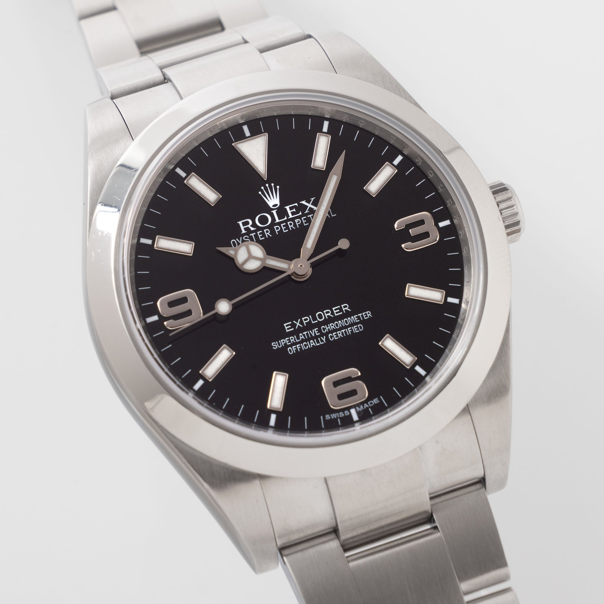 Rolex Explorer ref. 214270 Box and Papers