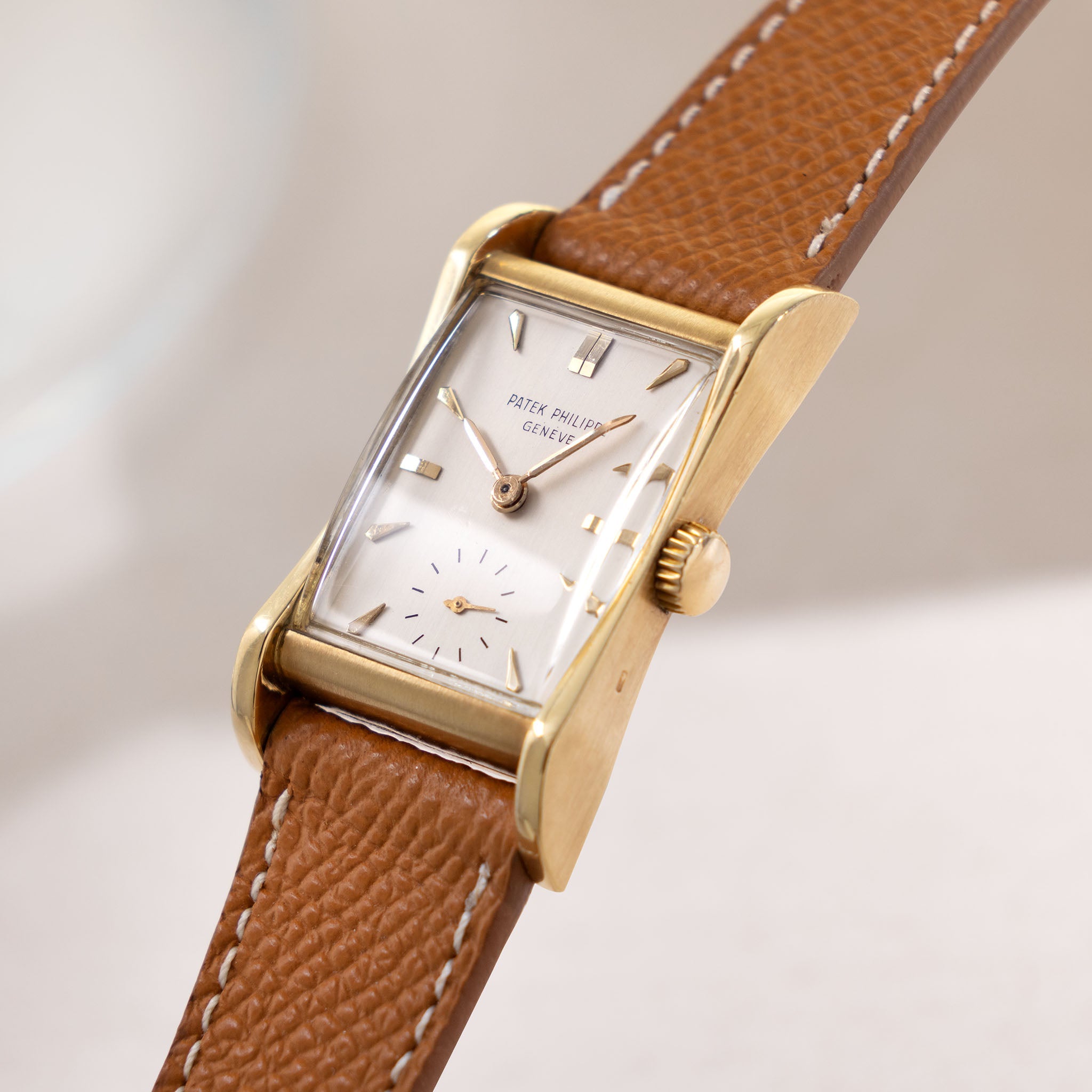 Patek Philippe “Hour Glass” Dress Watch ref. 2456J in 18k yellow gold