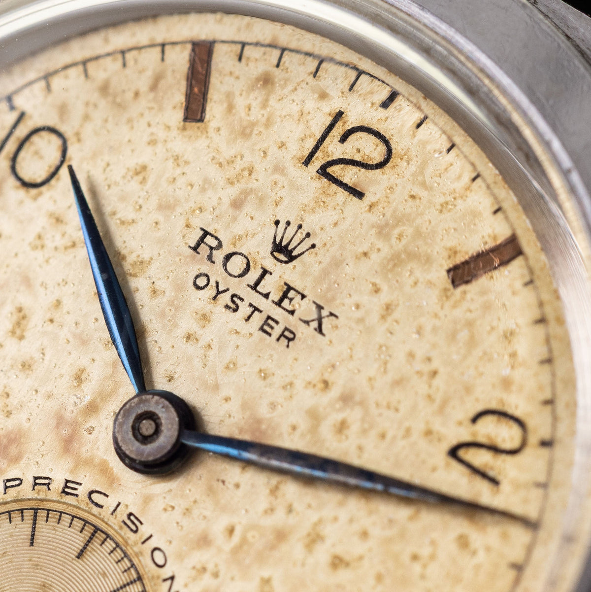 Rolex Oyster-Precision Flat Back ref. 2765 Creme Brûlée Dial