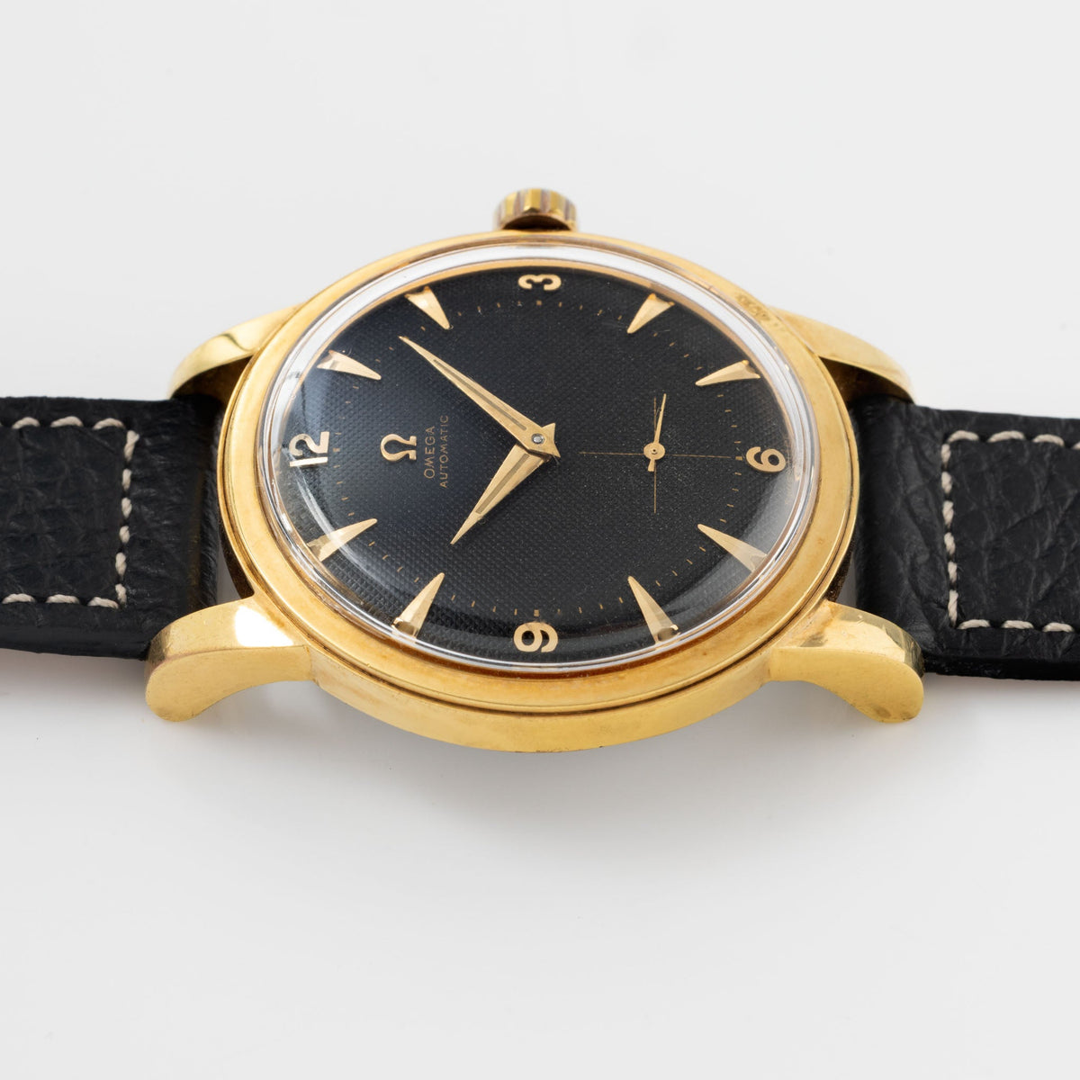 Omega Dresswatch Black Honeycomb dial ref. 2493-5 Automatic