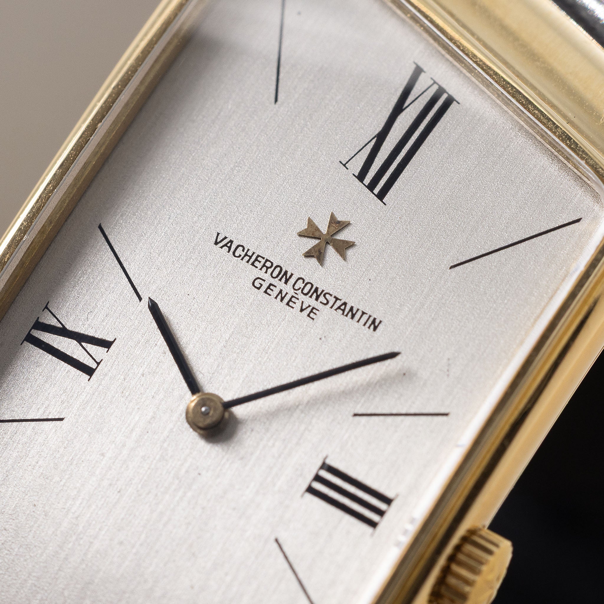 Vacheron Constantin Prestige De la France 1972 Asymmetric in 18k Yellow Gold
