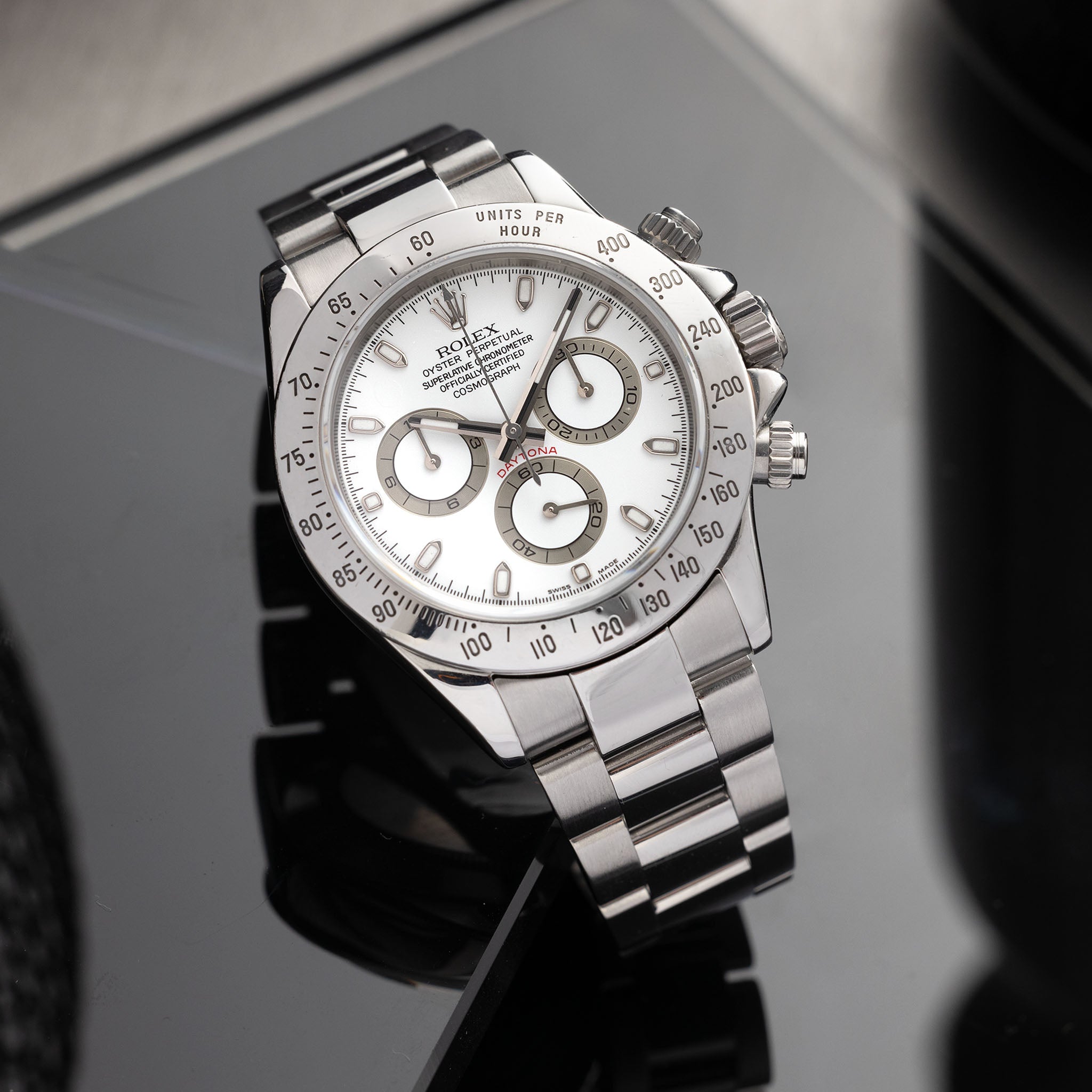 Rolex Cosmograph Daytona 116520 Weißes Zifferblatt mit Box und Papiere