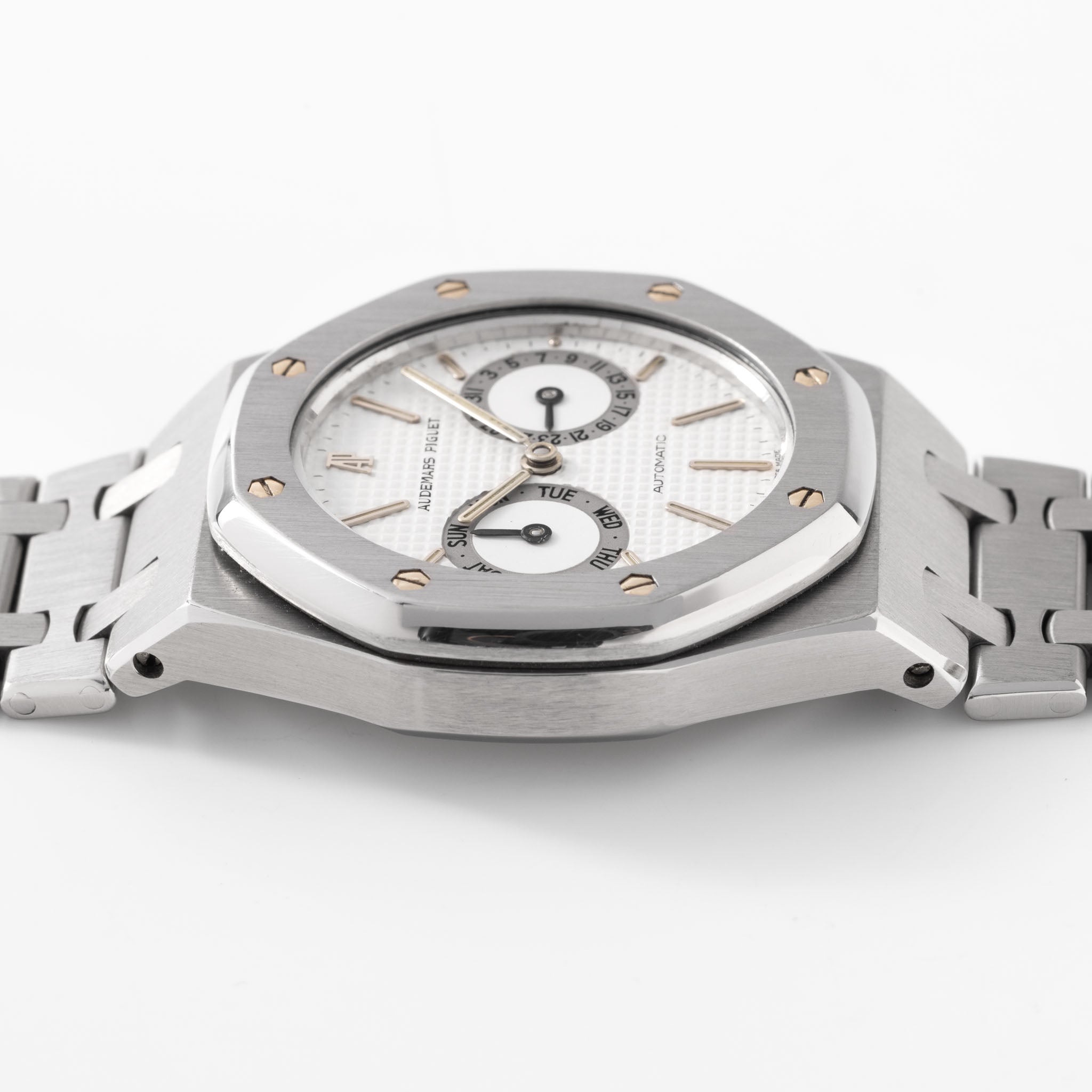 AUDEMARS PIGUET ROYAL OAK DAY-DATE 25572ST Weißes Zifferblatt
