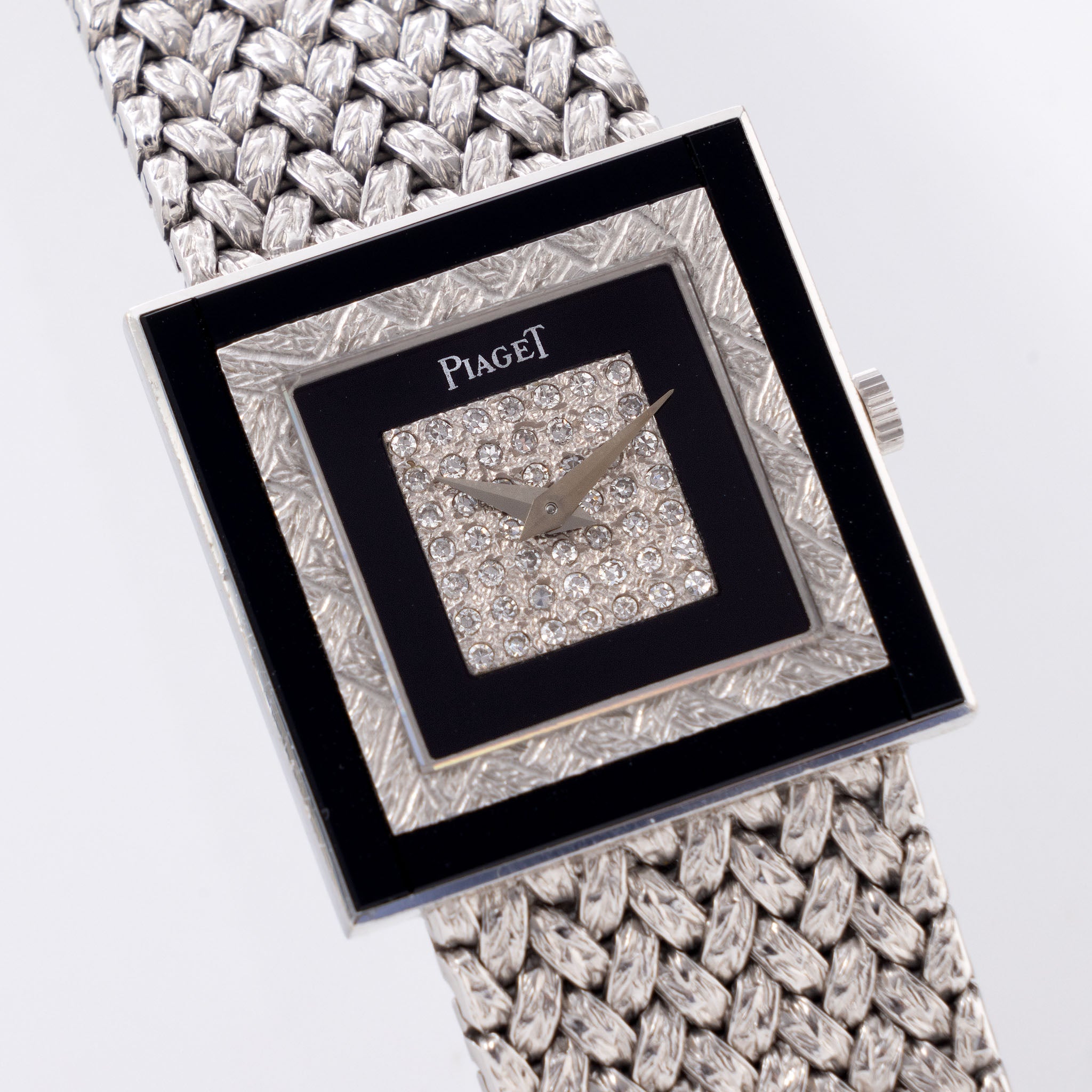 Piaget Altipiano Weiẞgold mit Diamanten und Onyx besetztem Zifferblatt mit Box und Papieren Referenz 9200