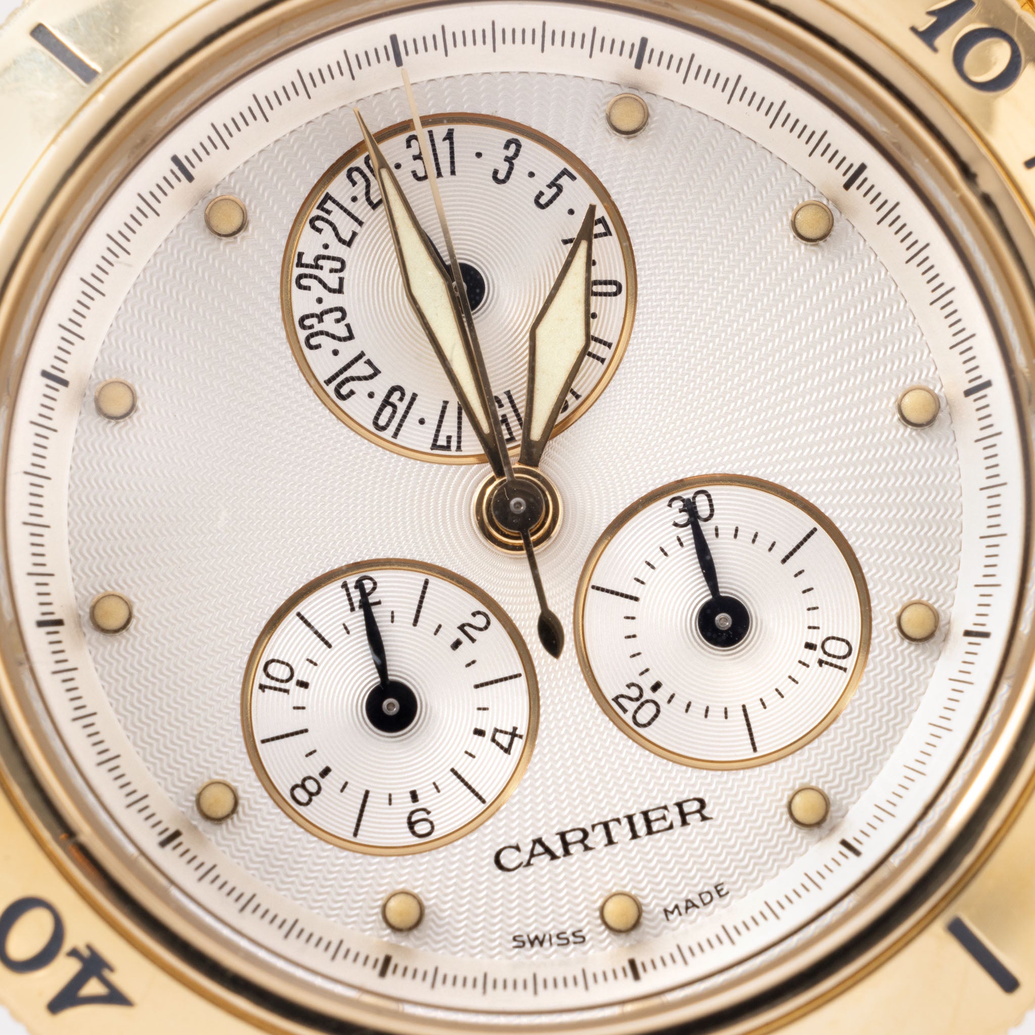 Cartier Pasha Chronograph Referenz 1353 1 18 Karat Gelbgold Box und Service Rechnung