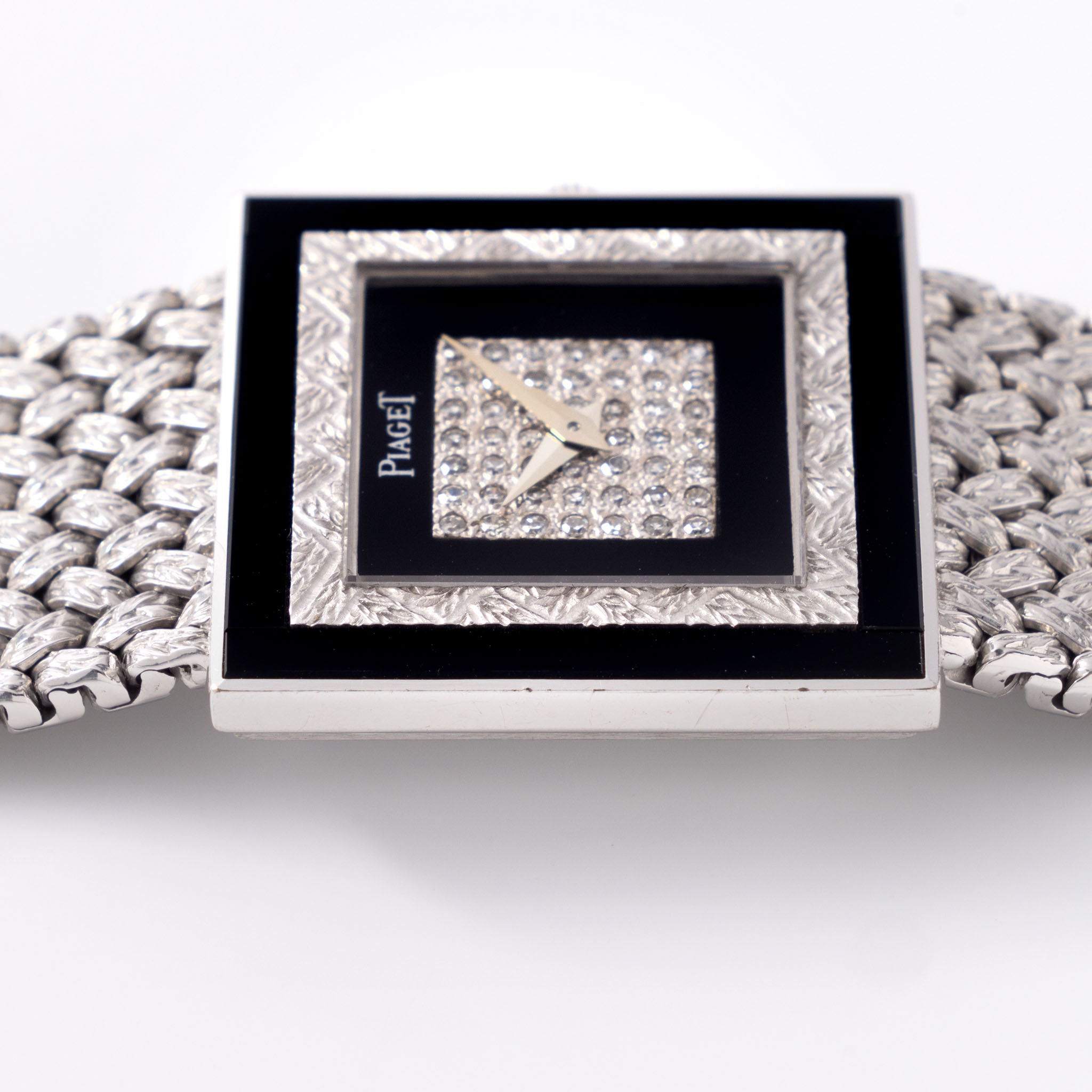 Piaget Altipiano Weiẞgold mit Diamanten und Onyx besetztem Zifferblatt mit Box und Papieren Referenz 9200