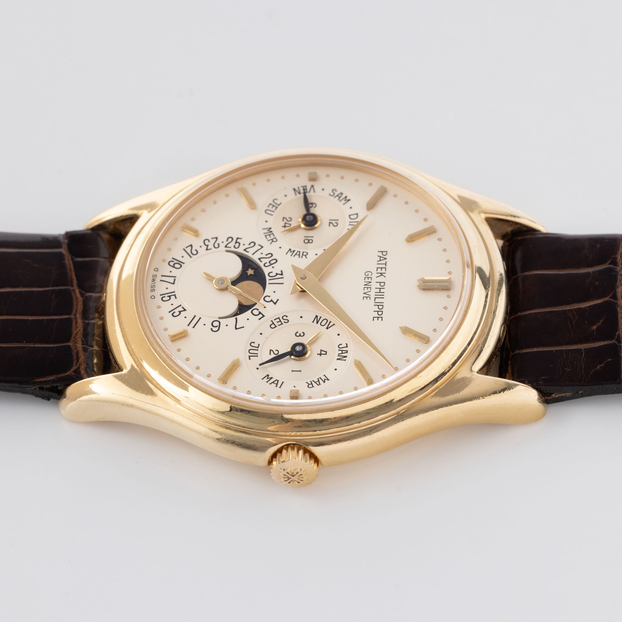 Patek Philippe ewiger Kalender 3940J seltene frühe zweite Serie mit Archivauszug und Patek-Service