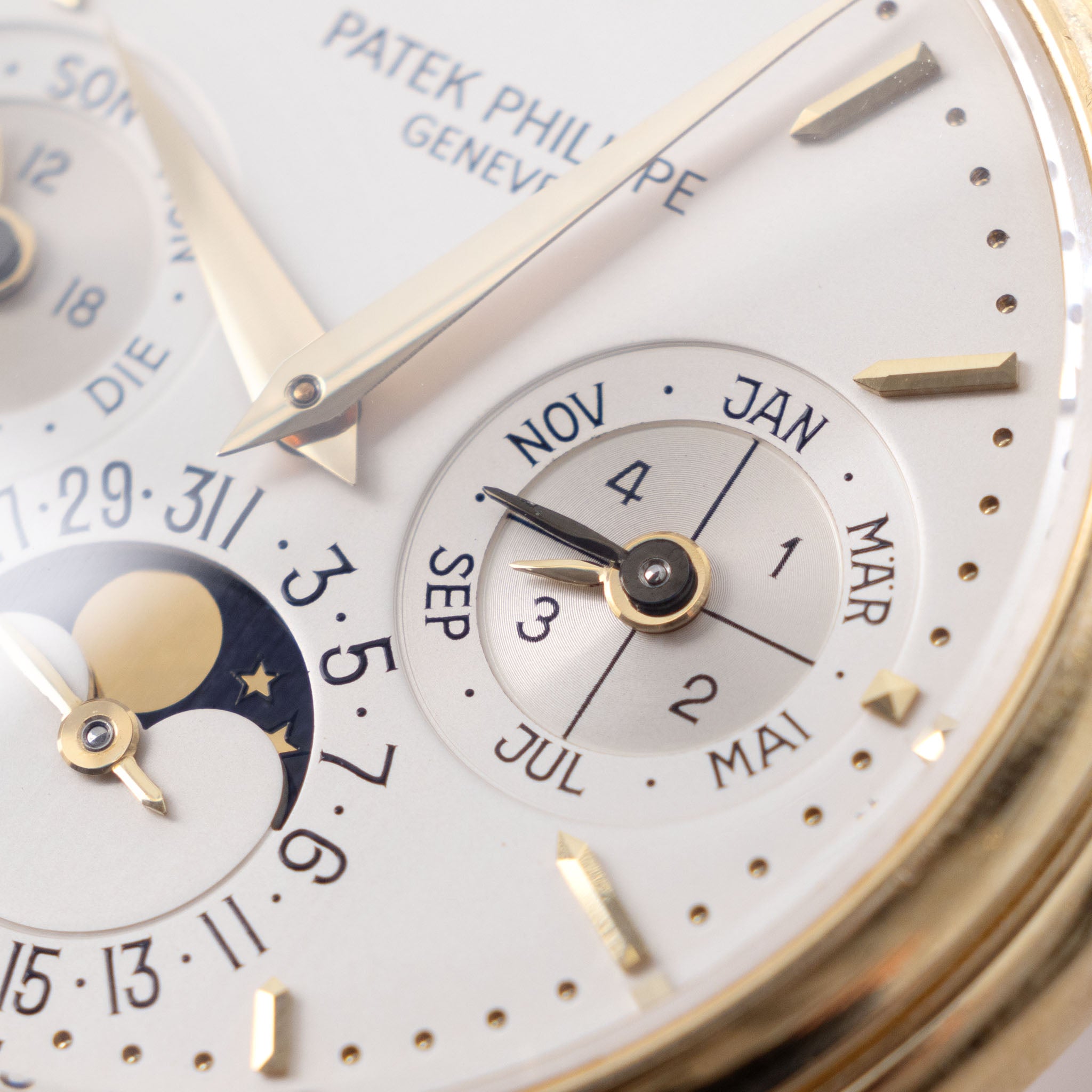 Patek Philippe Perpetual Calendar 3940J Zweite Serie mit Papiere
