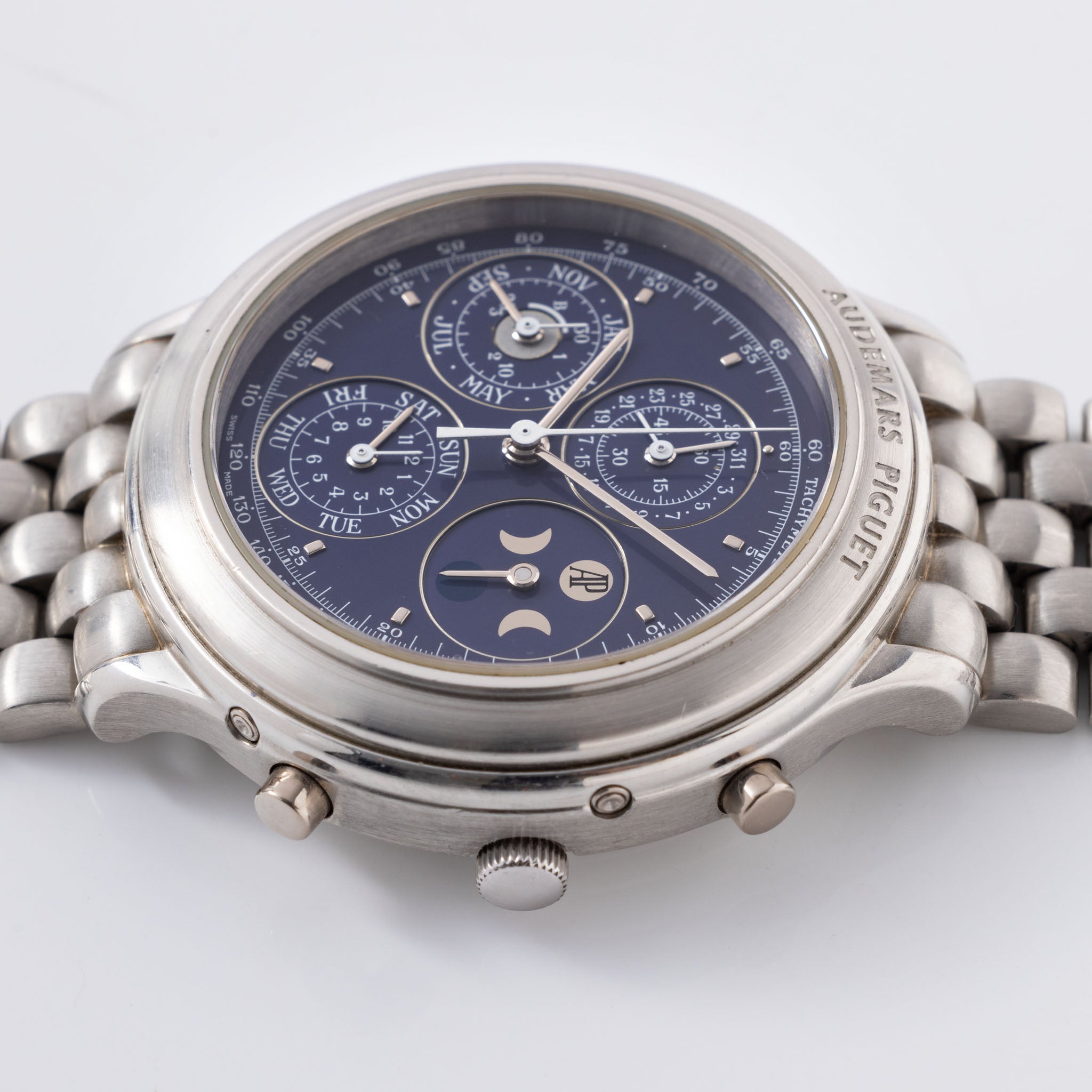 Audemars Piguet Huitième Platinum Perpetual Calendar Chronograph Referenz 25751PT