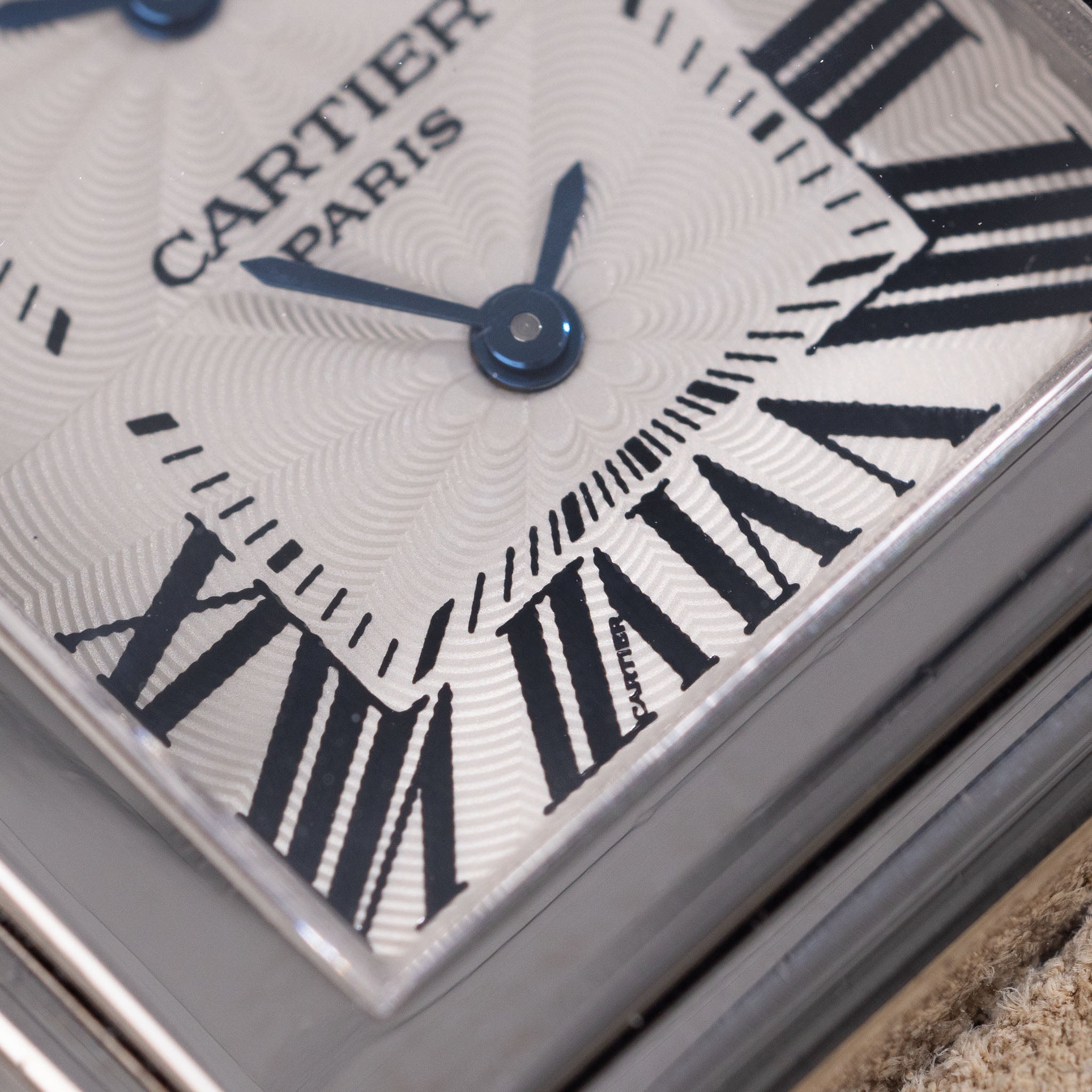 Cartier Tank à Vis dual time CPCP 2552
