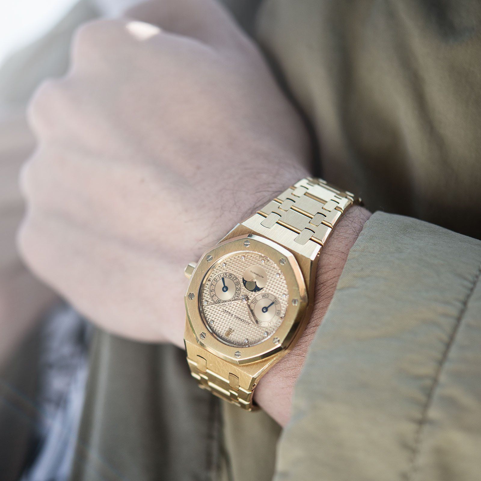 Audemars Piguet Royal Oak Yellow Gold Day Date 25594