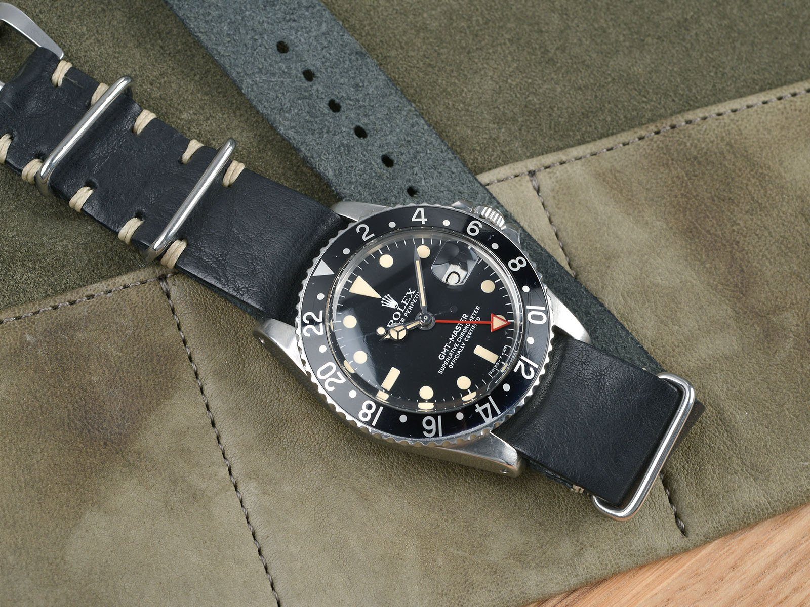 ROLEX ALL RED HAND 1675 MAXI GMT