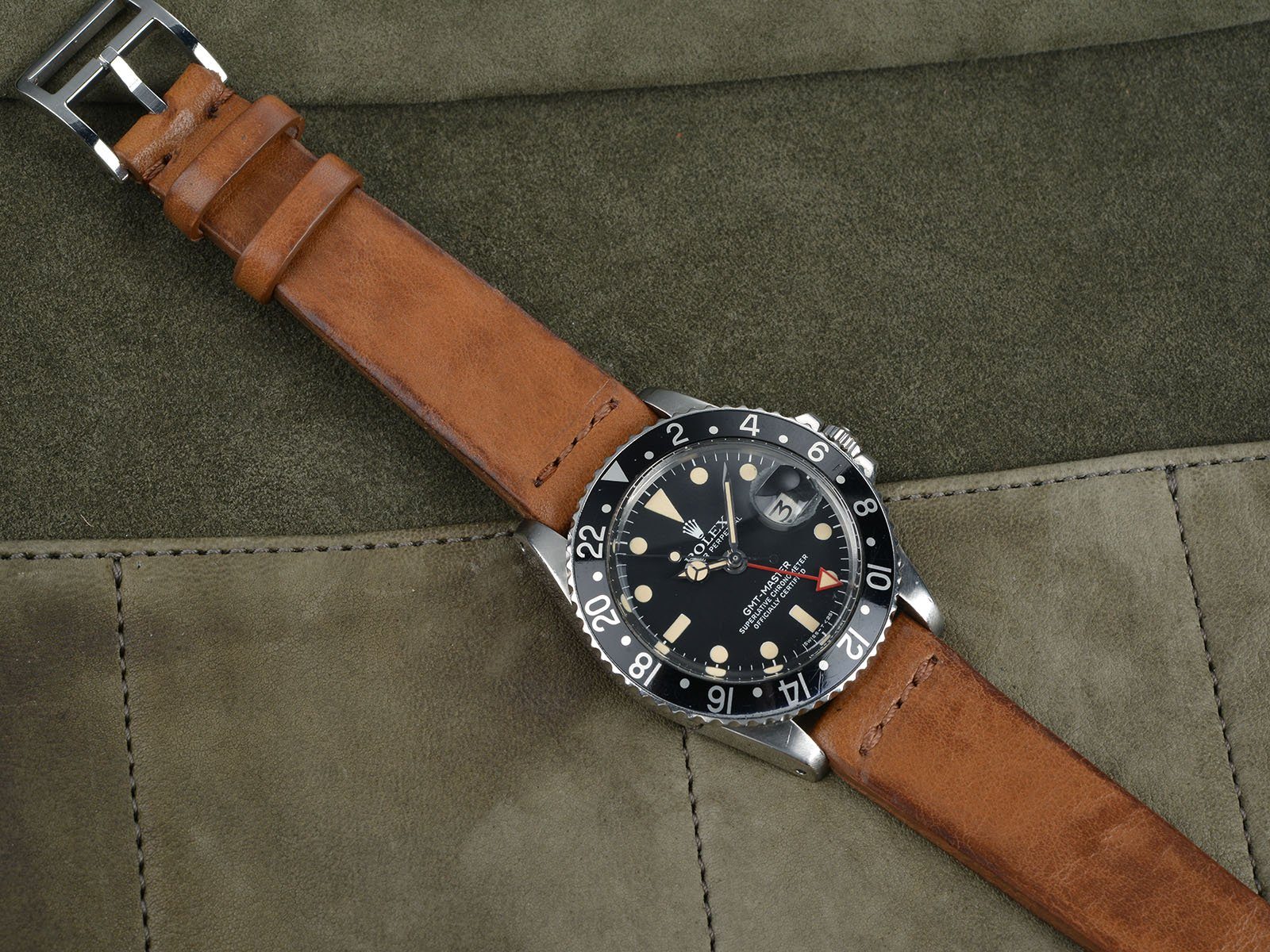 ROLEX ALL RED HAND 1675 MAXI GMT