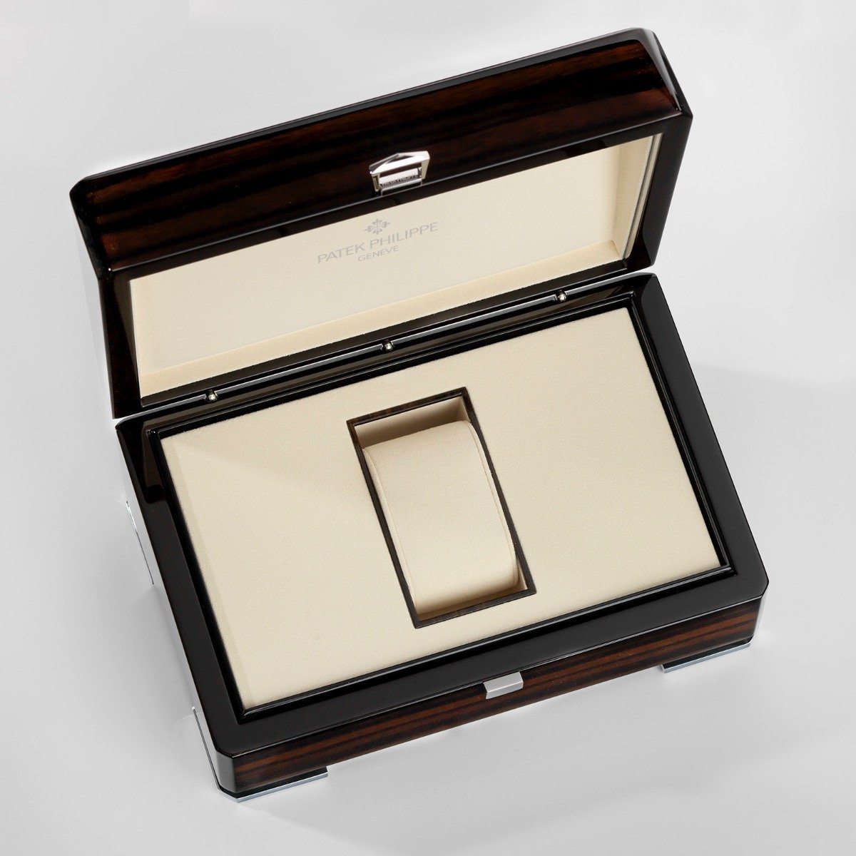 Patek Philippe Annual Calendar Regulator Reference 5235G