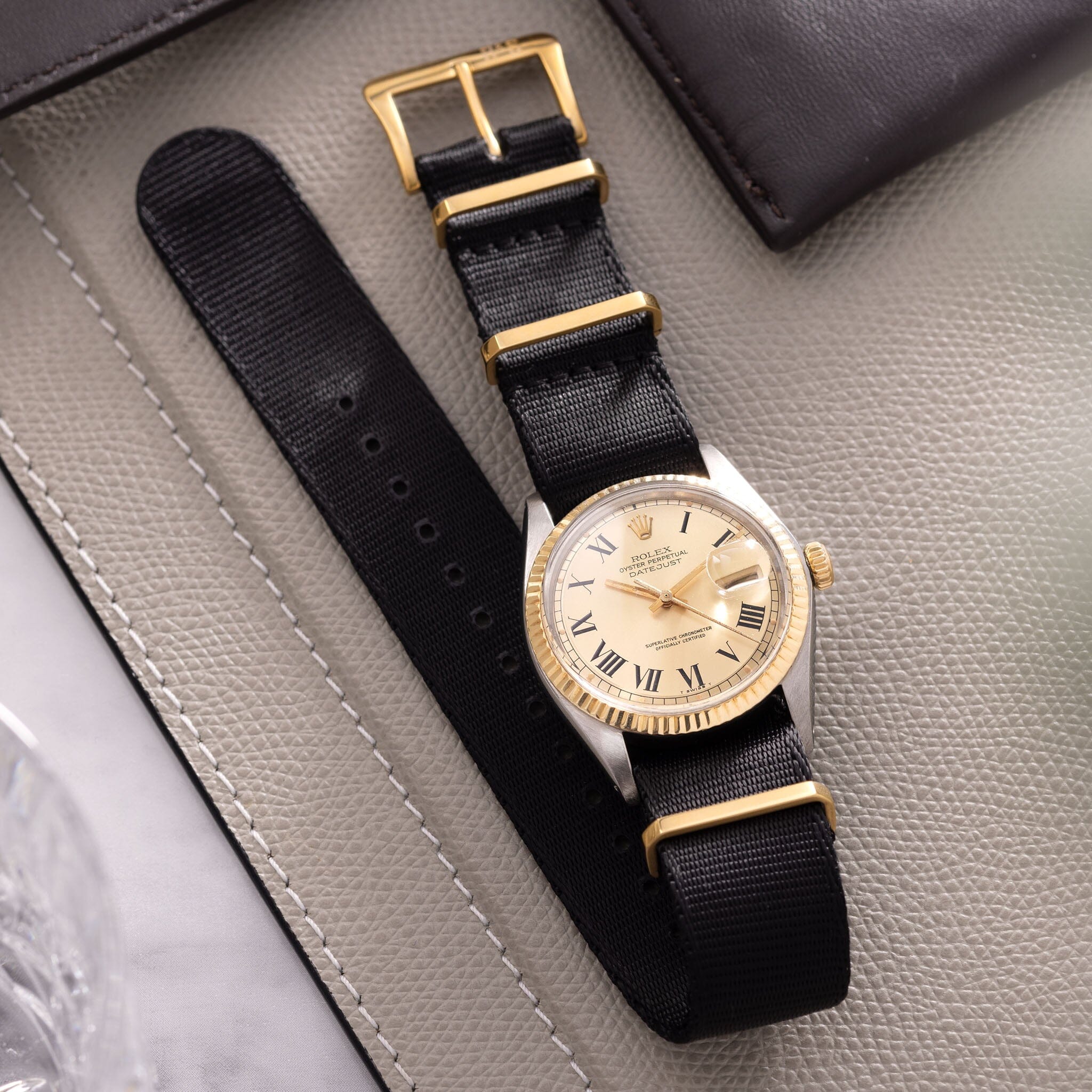 Deluxe Nylon Nato Uhrenarmband Shadow - Gold