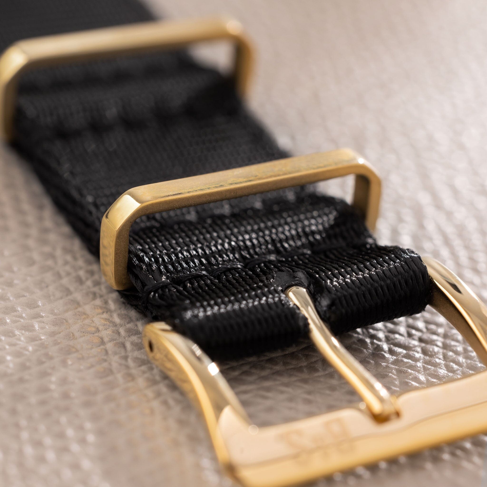 Deluxe Nylon Nato Uhrenarmband Shadow - Gold