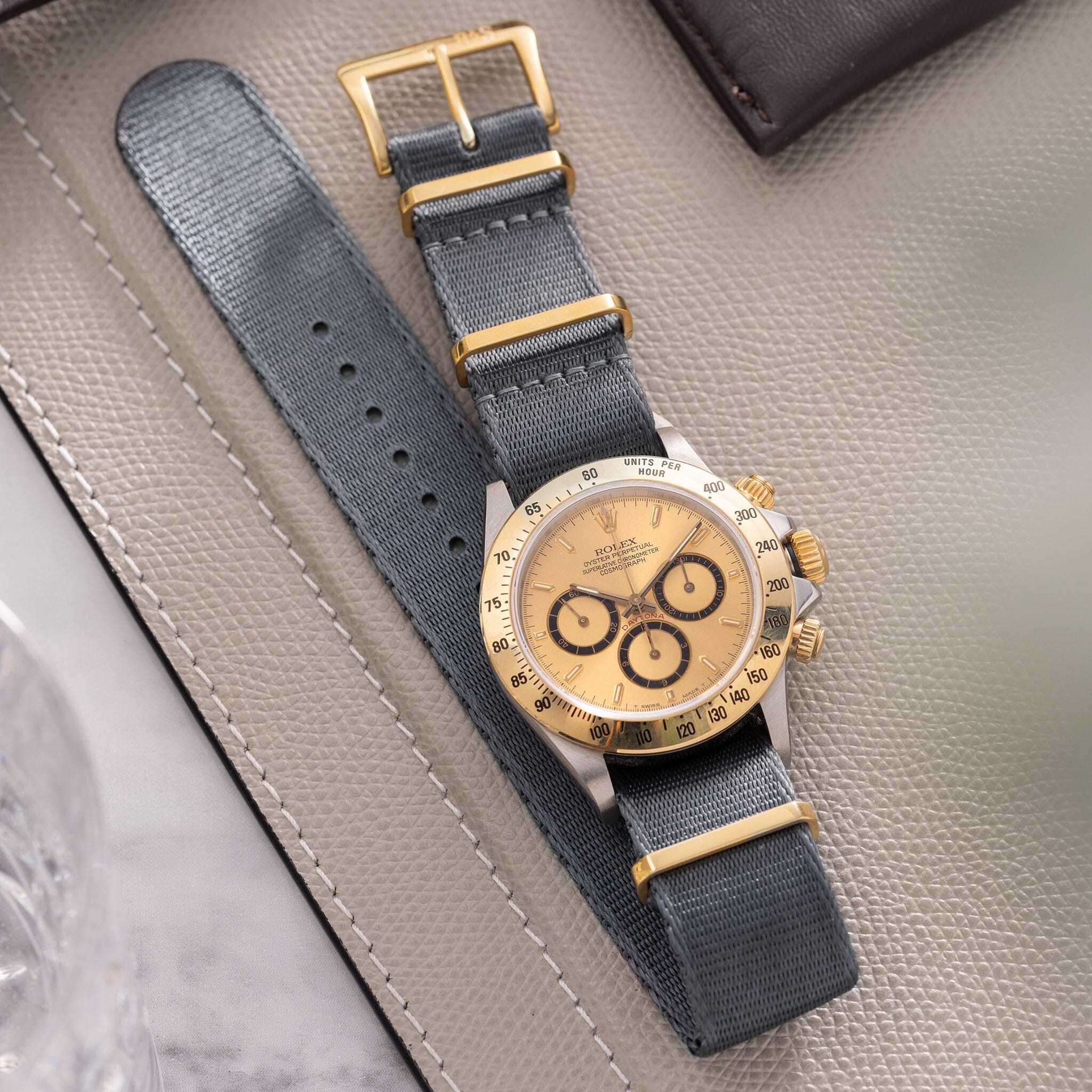 Deluxe Nylon Nato Uhrenarmband Slate - Gold