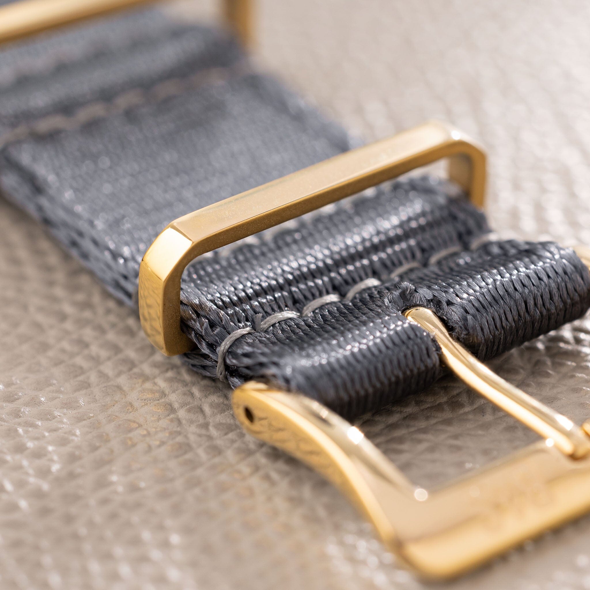 Deluxe Nylon Nato Uhrenarmband Slate - Gold