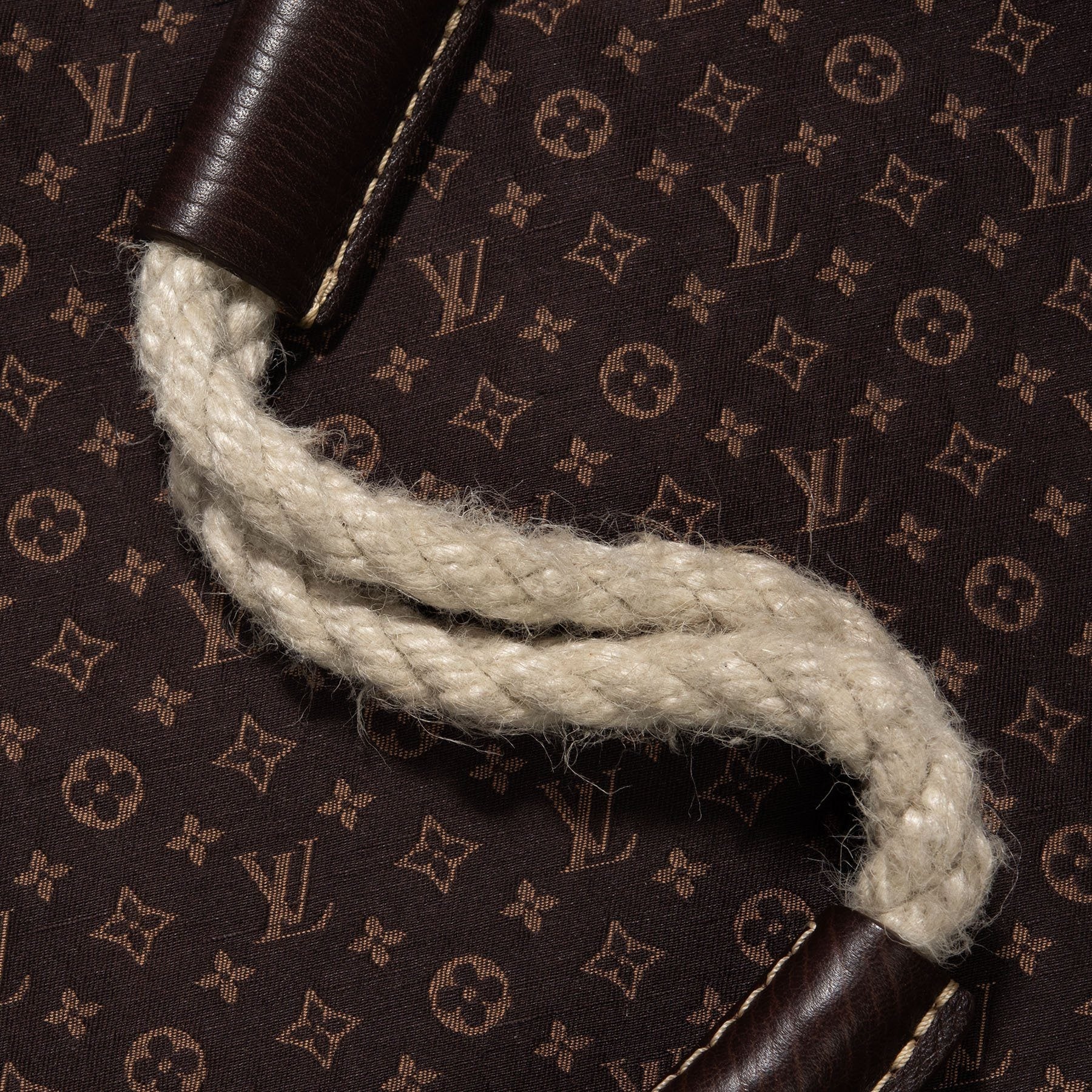 Louis Vuitton Limited Edition Amman Rope Flap Messenger Tasche