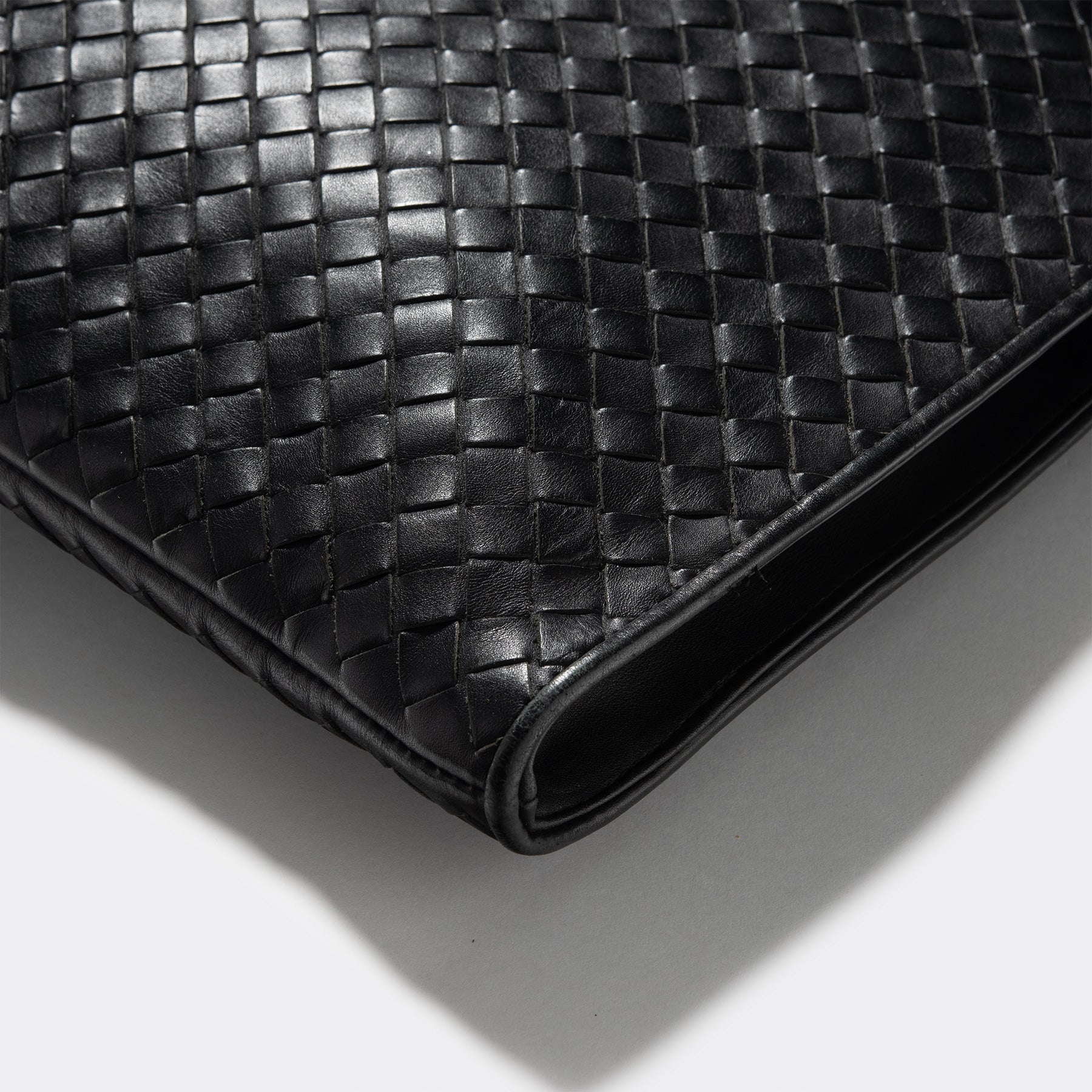 Bottega Veneta Black Intrecciato Aktentasche