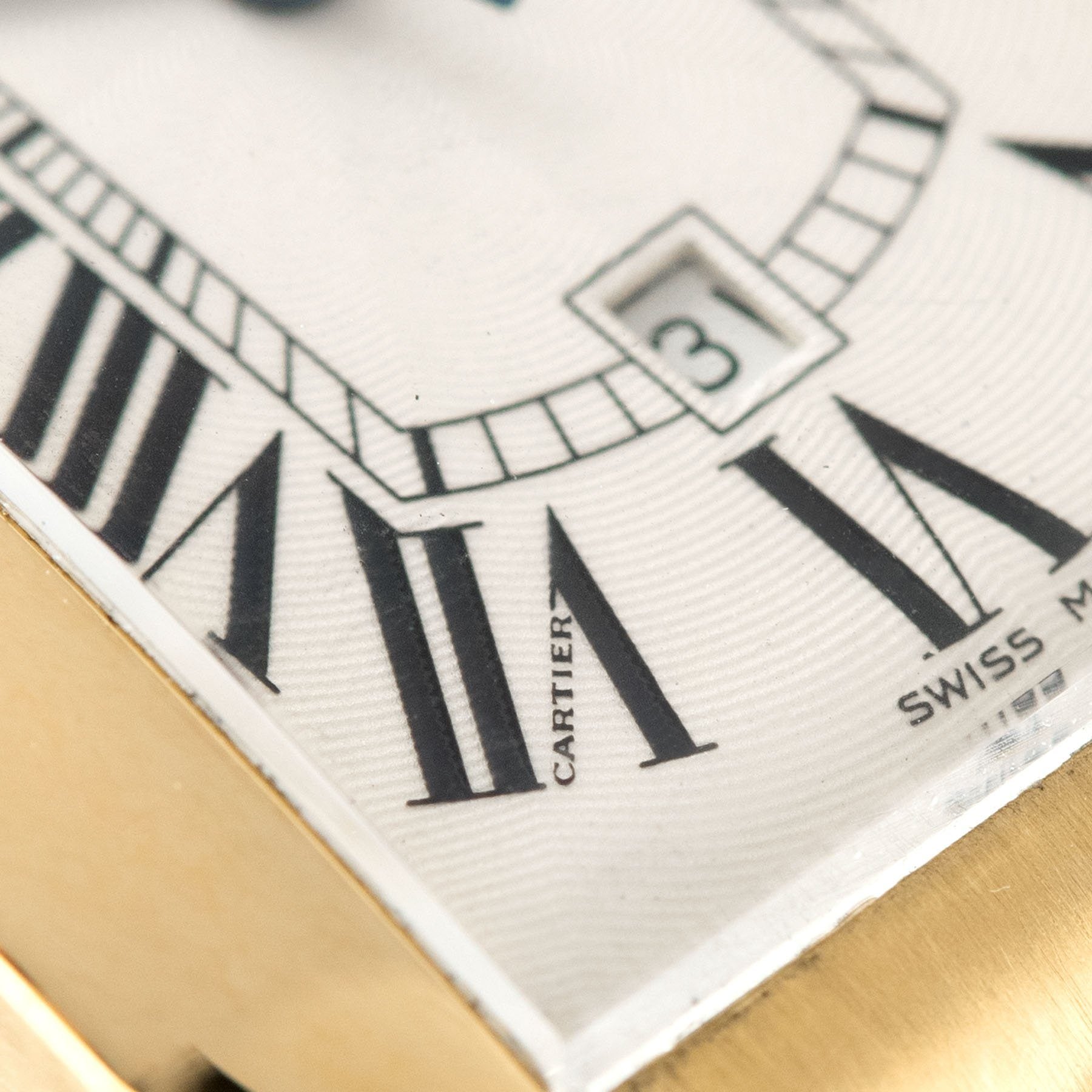 Cartier Tank Americaine Jumbo Yelow Gold ref 1740 with black Roman numeral hour markers