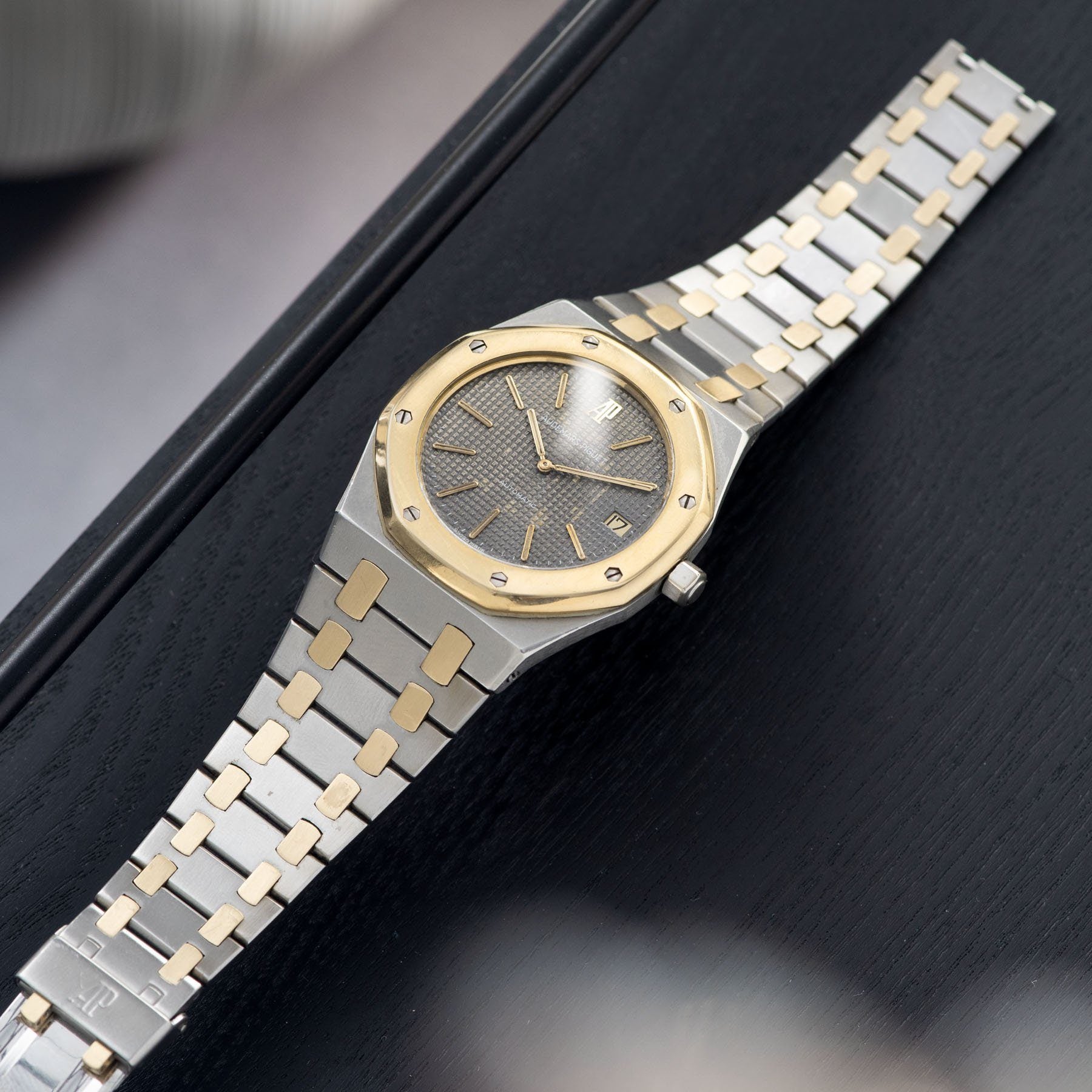 Audemars Piguet Jumbo Royal Oak Steel and  Gold ref.5402SA