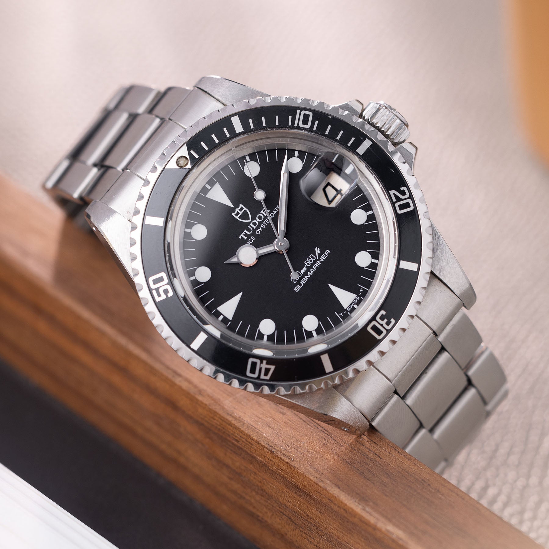 TUDOR SUBMARINER DATE 76100 LOLLIPOP Schwarz