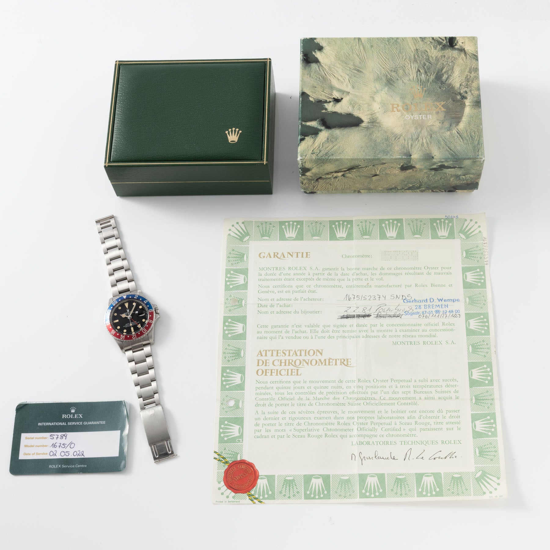 Rolex GMT-Master 1675 MK4 Box und Papiere im Kuratierten Style Set
