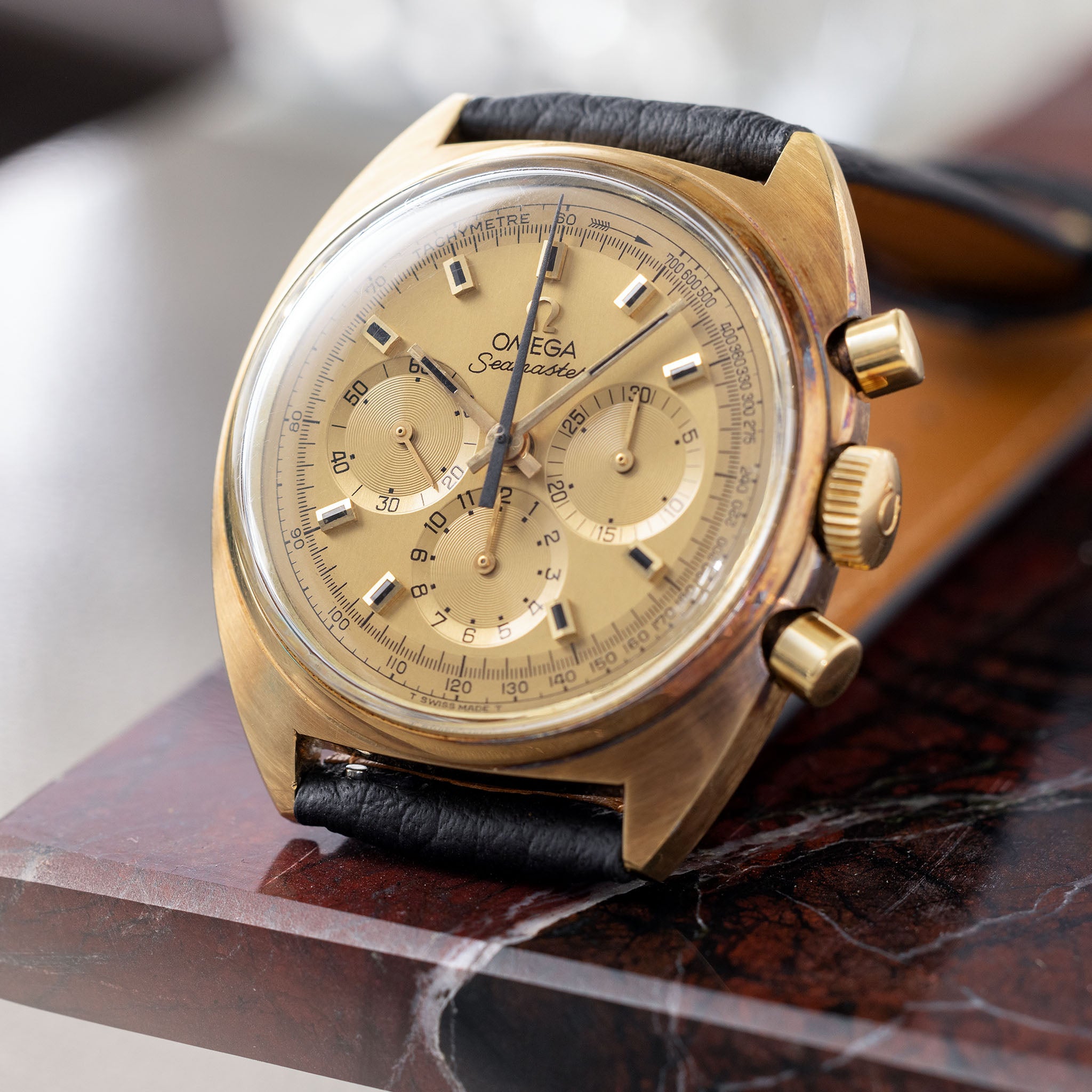 Omega Seamaster Chronograph Referenz 145.016 18 Karat Gelbgold